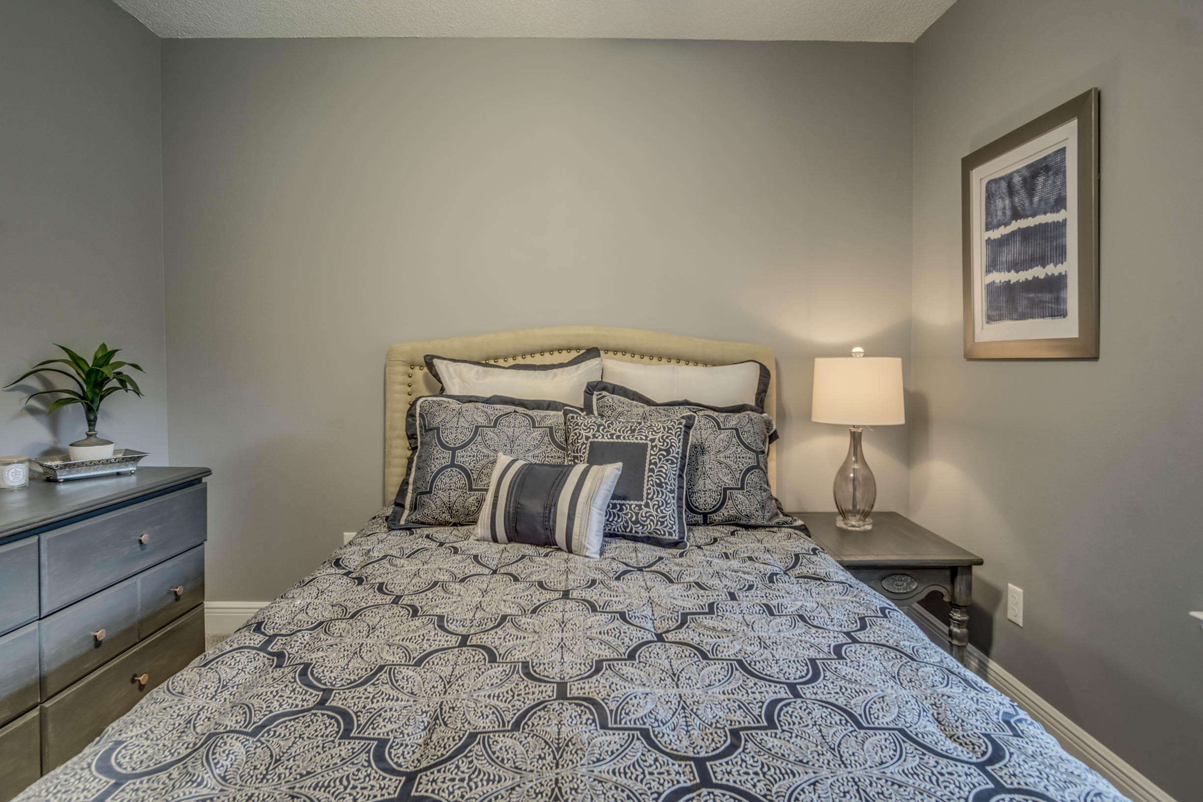 MEADOW WOODS - Residential