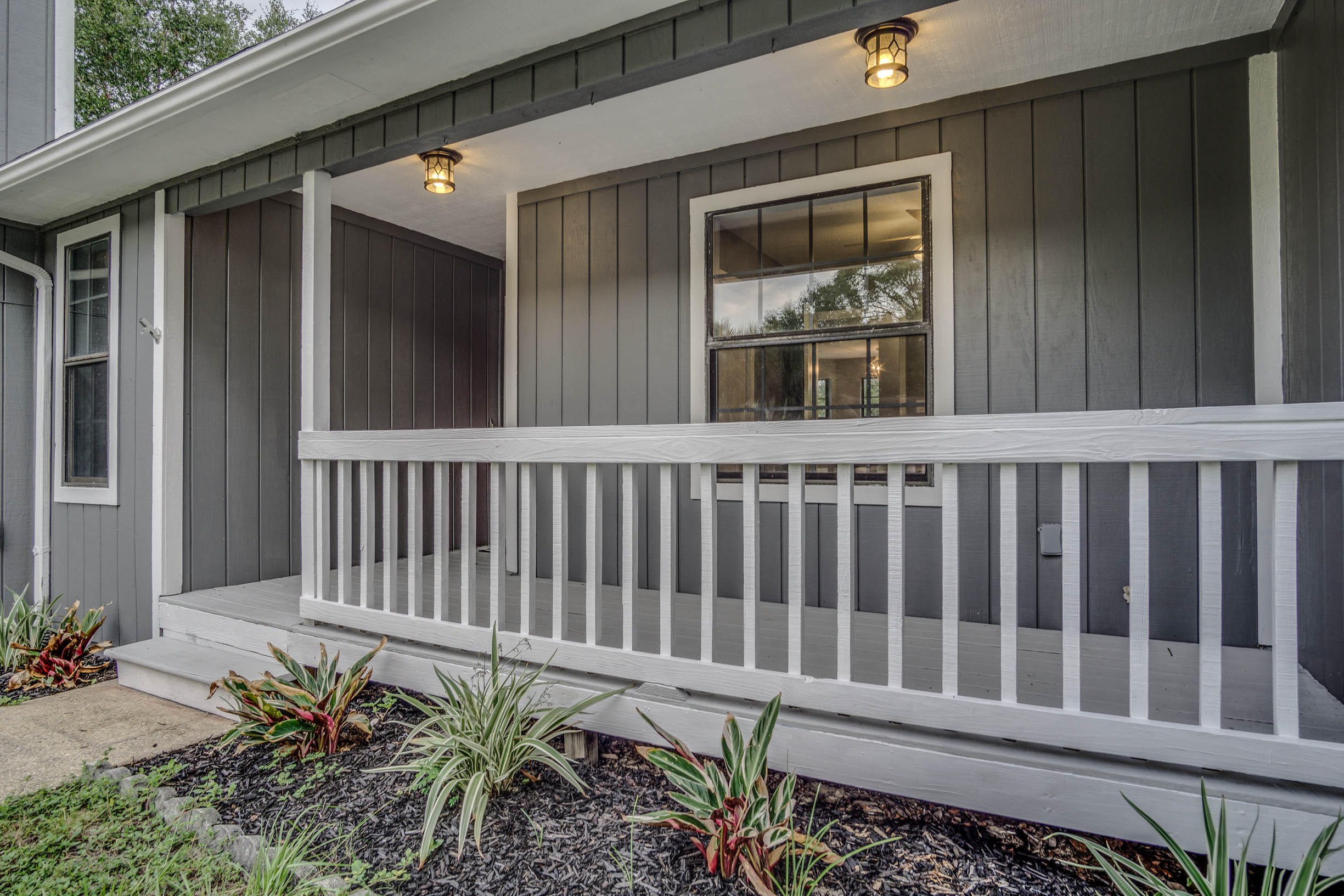 MEADOW WOODS - Residential