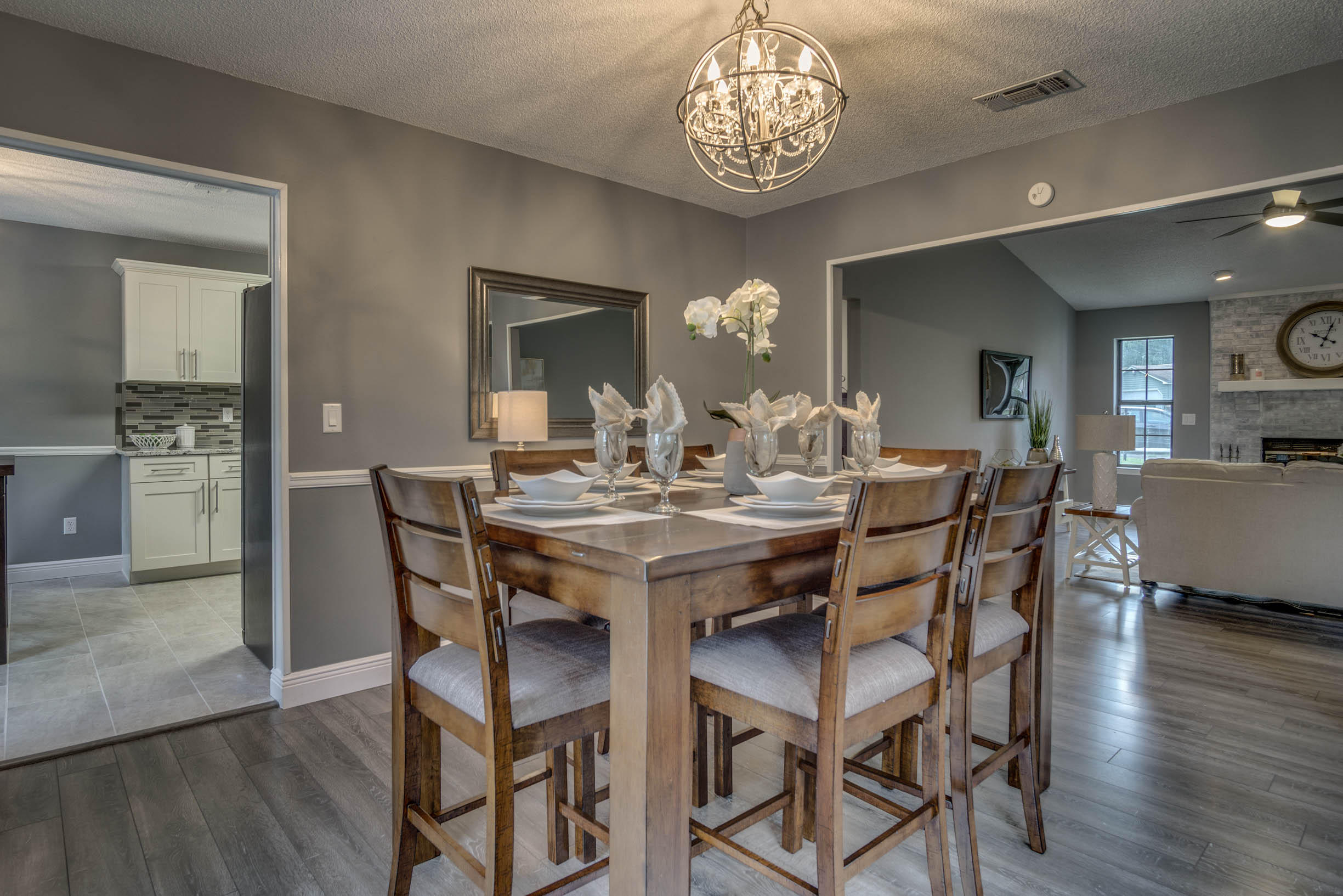 MEADOW WOODS - Residential