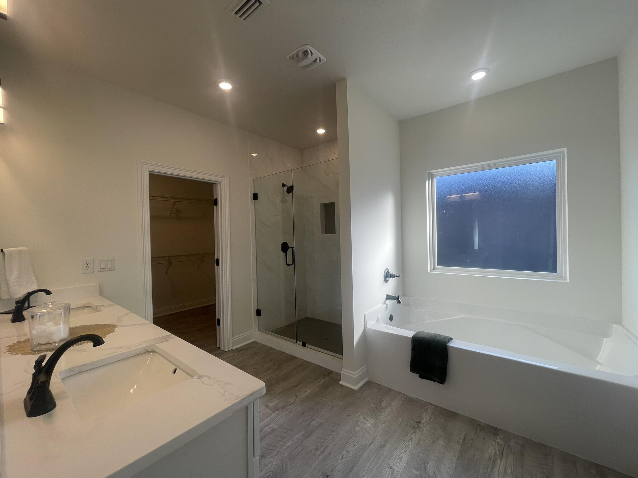 HOMEWOOD EST - Residential Lease