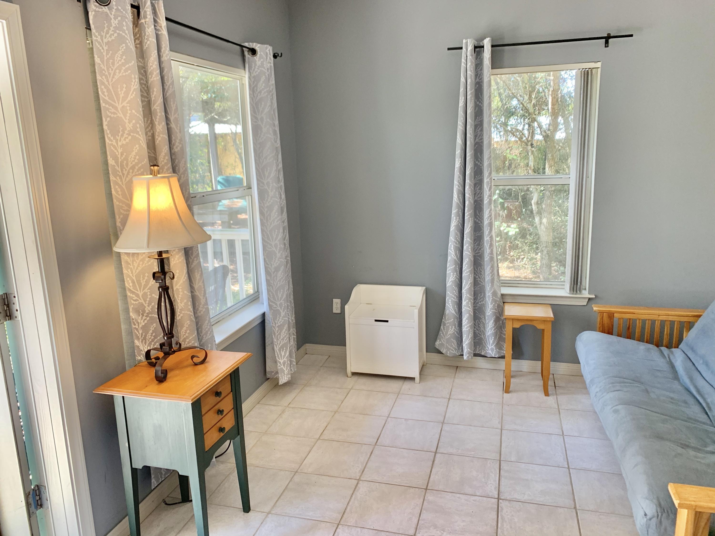 BEACH VIEW HEIGHTS UNREC - Residential Lease