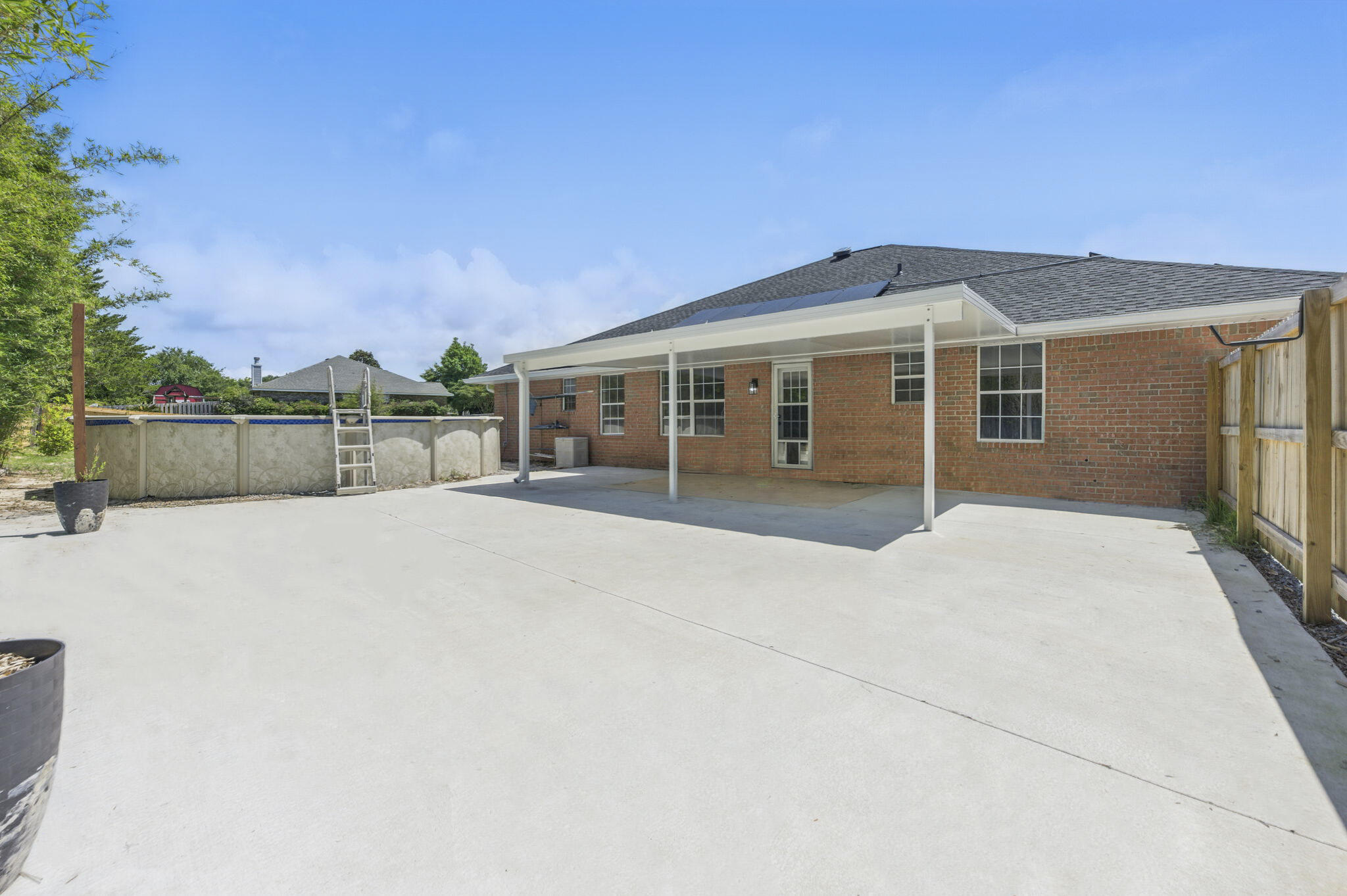 QUAYSIDE VILLAGE - Residential