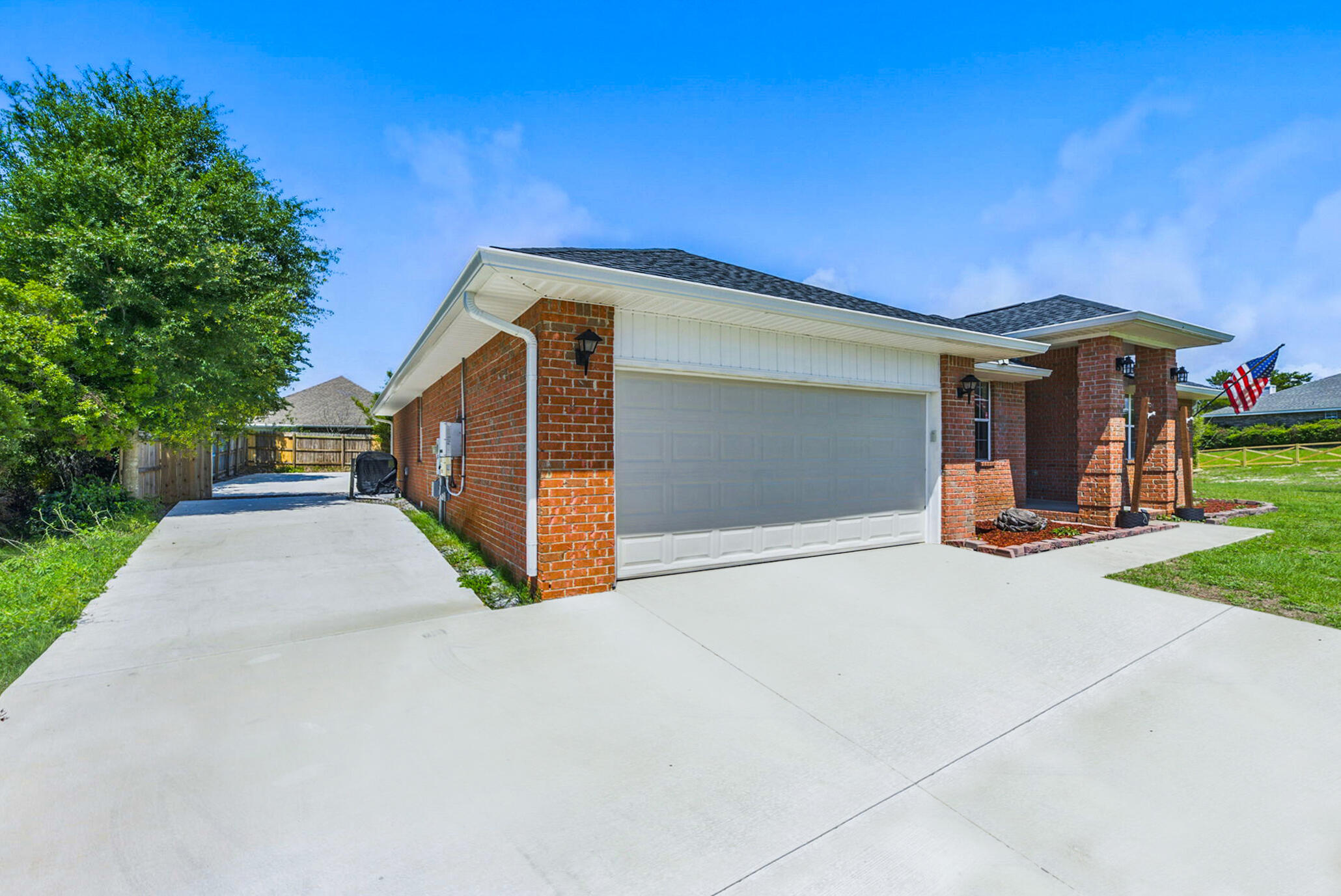 QUAYSIDE VILLAGE - Residential