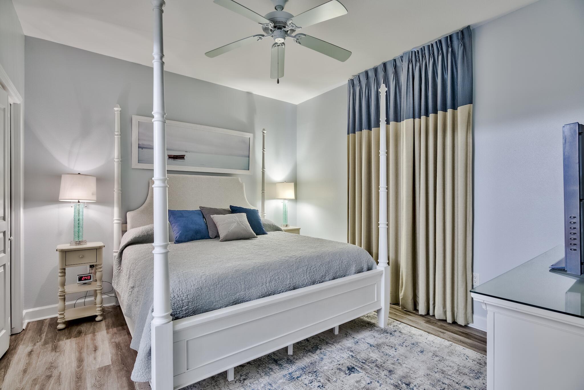 BEACH RESORT CONDOMINIUM - Residential Lease