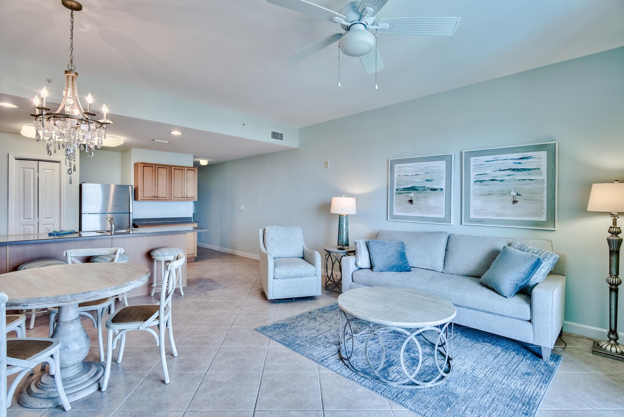 BEACH RESORT CONDOMINIUM - Residential Lease