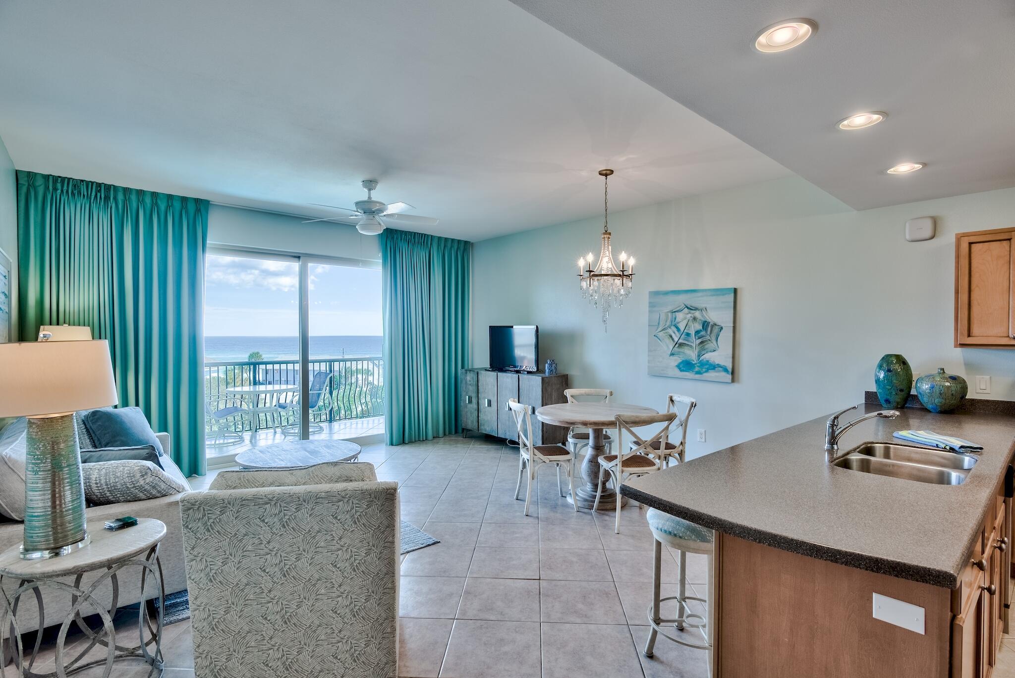 BEACH RESORT CONDOMINIUM - Residential Lease