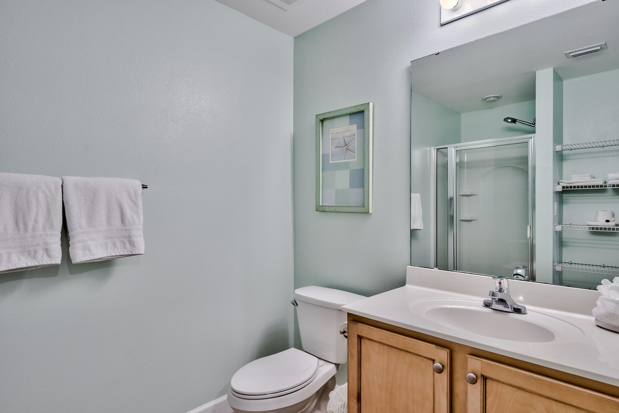 BEACH RESORT CONDOMINIUM - Residential Lease