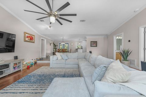 2245 Las Vegas Trail Navarre FL 32566