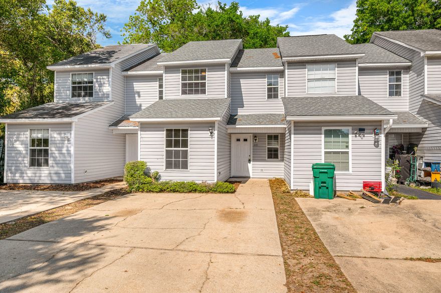 Introducing a charming 3 bedroom, 2 bathroom townhome located in the heart of Fort Walton Beach, FL. This two-story home features fresh paint and luxury vinyl plank flooring throughout. Enjoy the convenience of washer/dryer hook-ups and central A/C for added comfort. The property also boasts a spacious laundry room and a fenced-in backyard, perfect for outdoor gatherings or simply relaxing in privacy. Don't miss out on this fantastic opportunity to make this townhome your new home sweet home. Contact us today for more information and to schedule a tour!