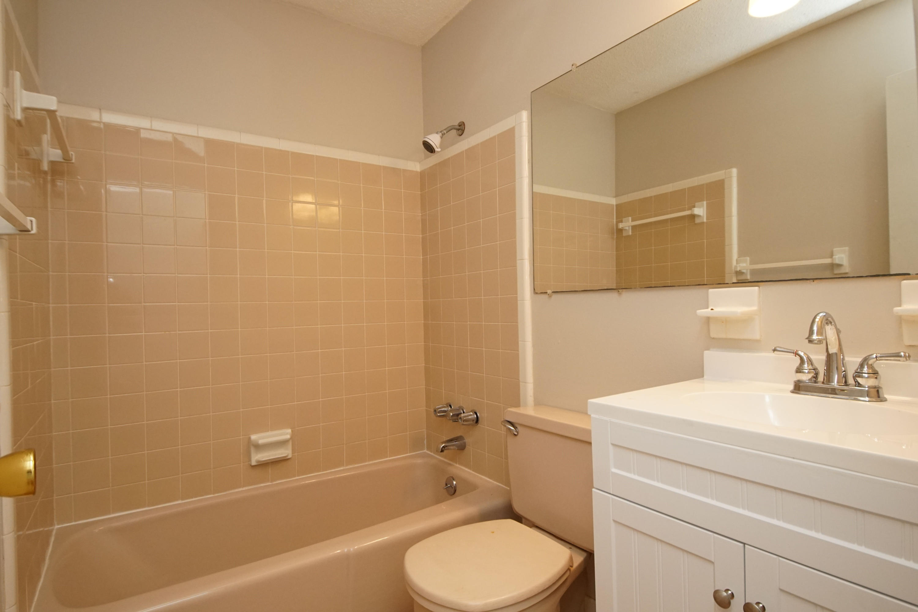 OAK TREE PARK - Residential