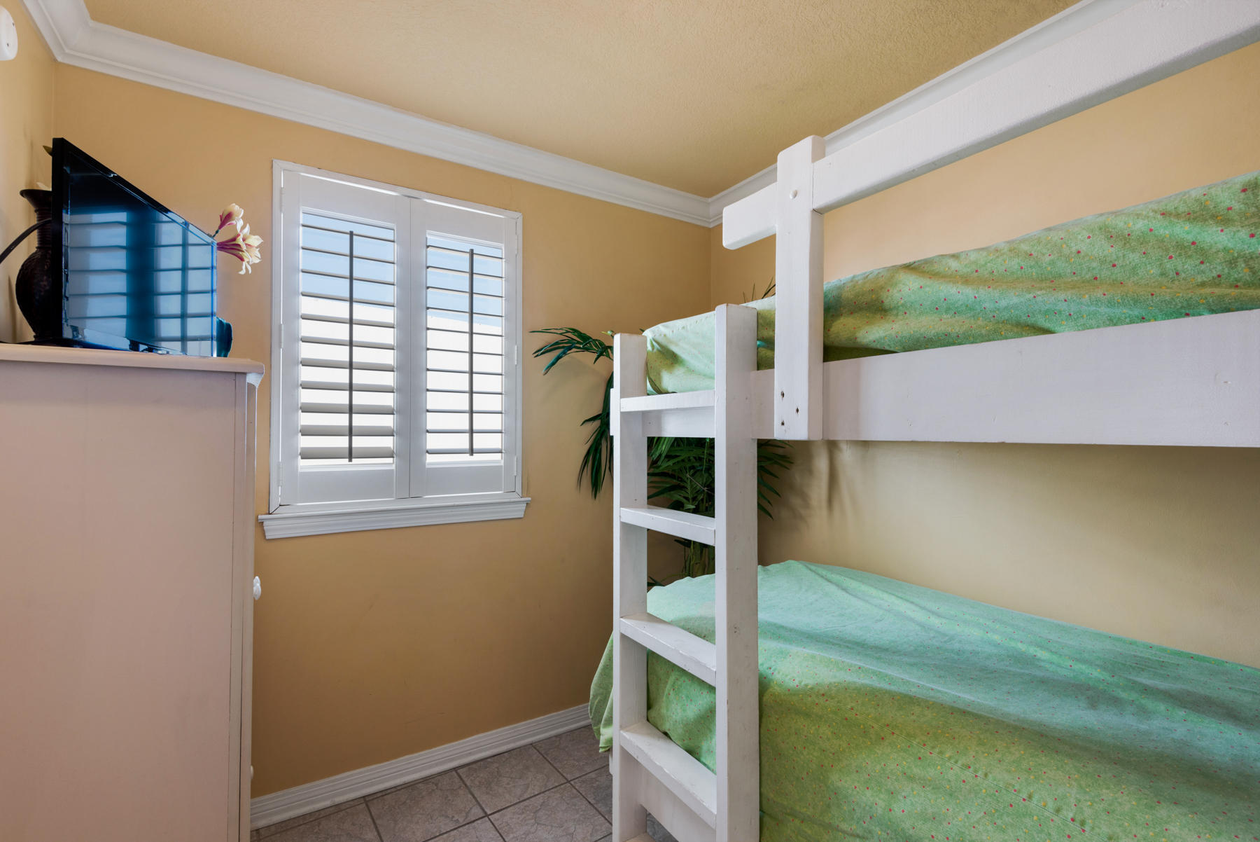 DESTIN WEST BEACH & BAY RESORT - Residential