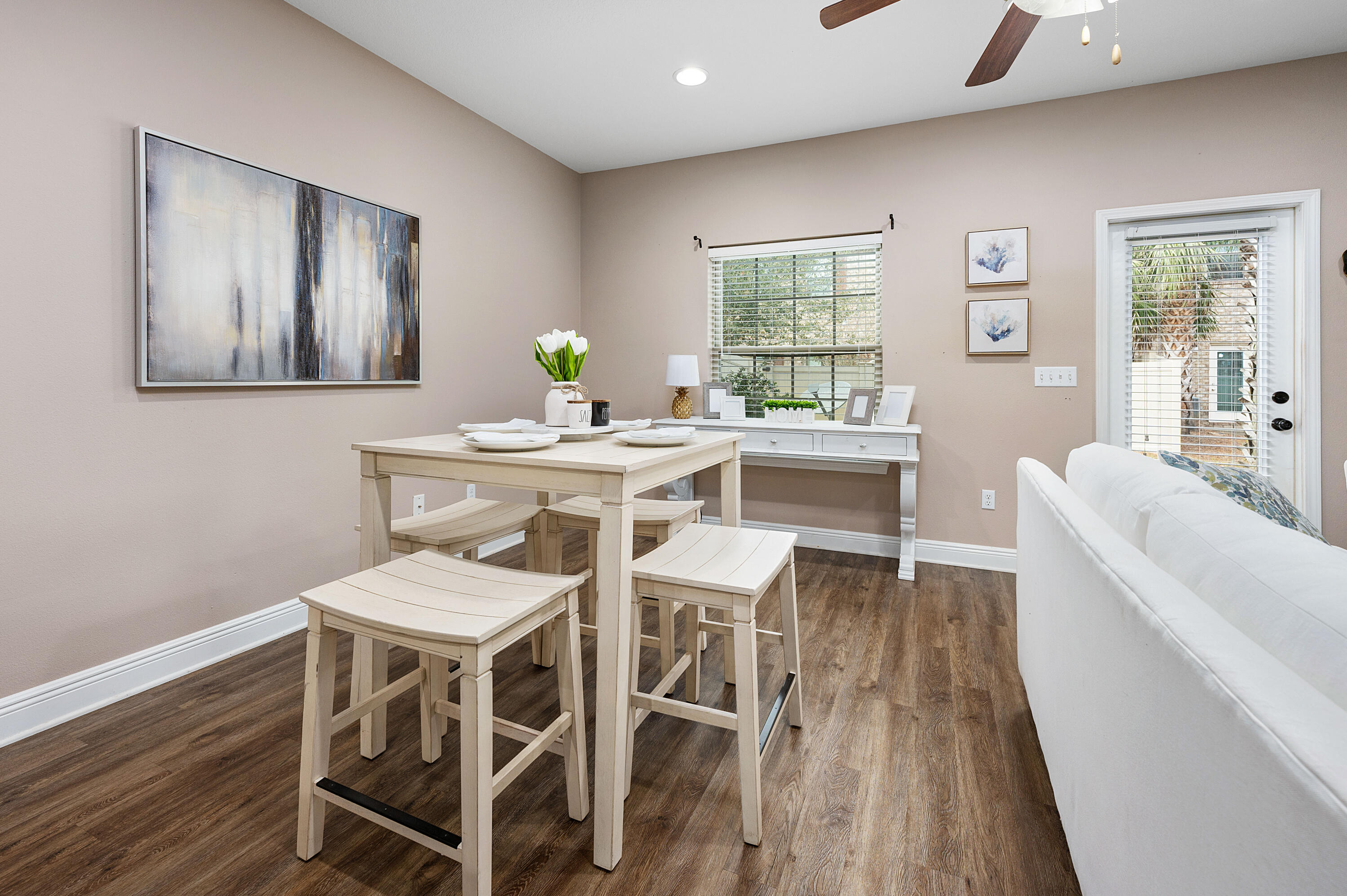 RESERVE POINTE - Residential