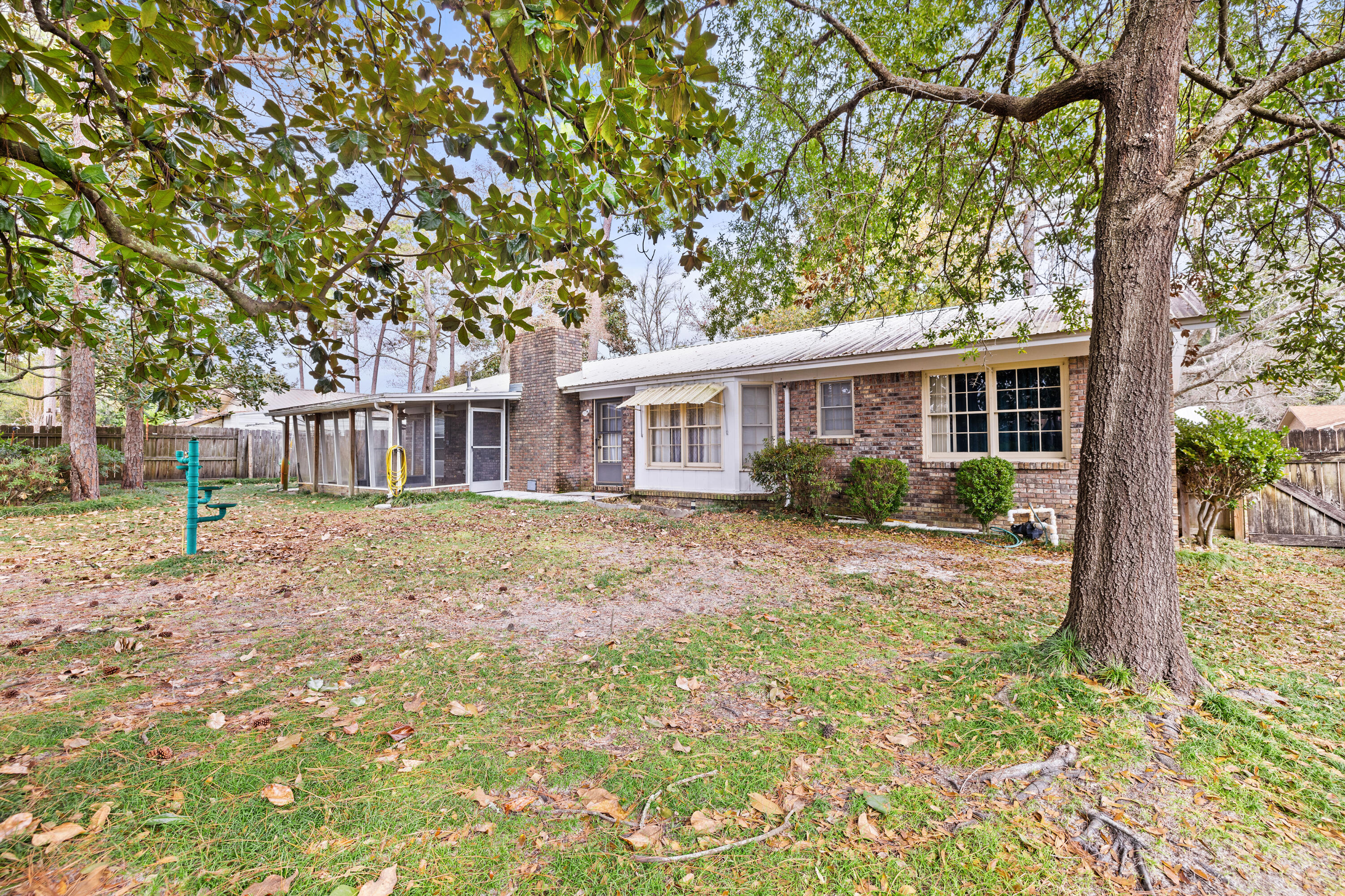 PALM ESTATES UNIT 3 - Residential