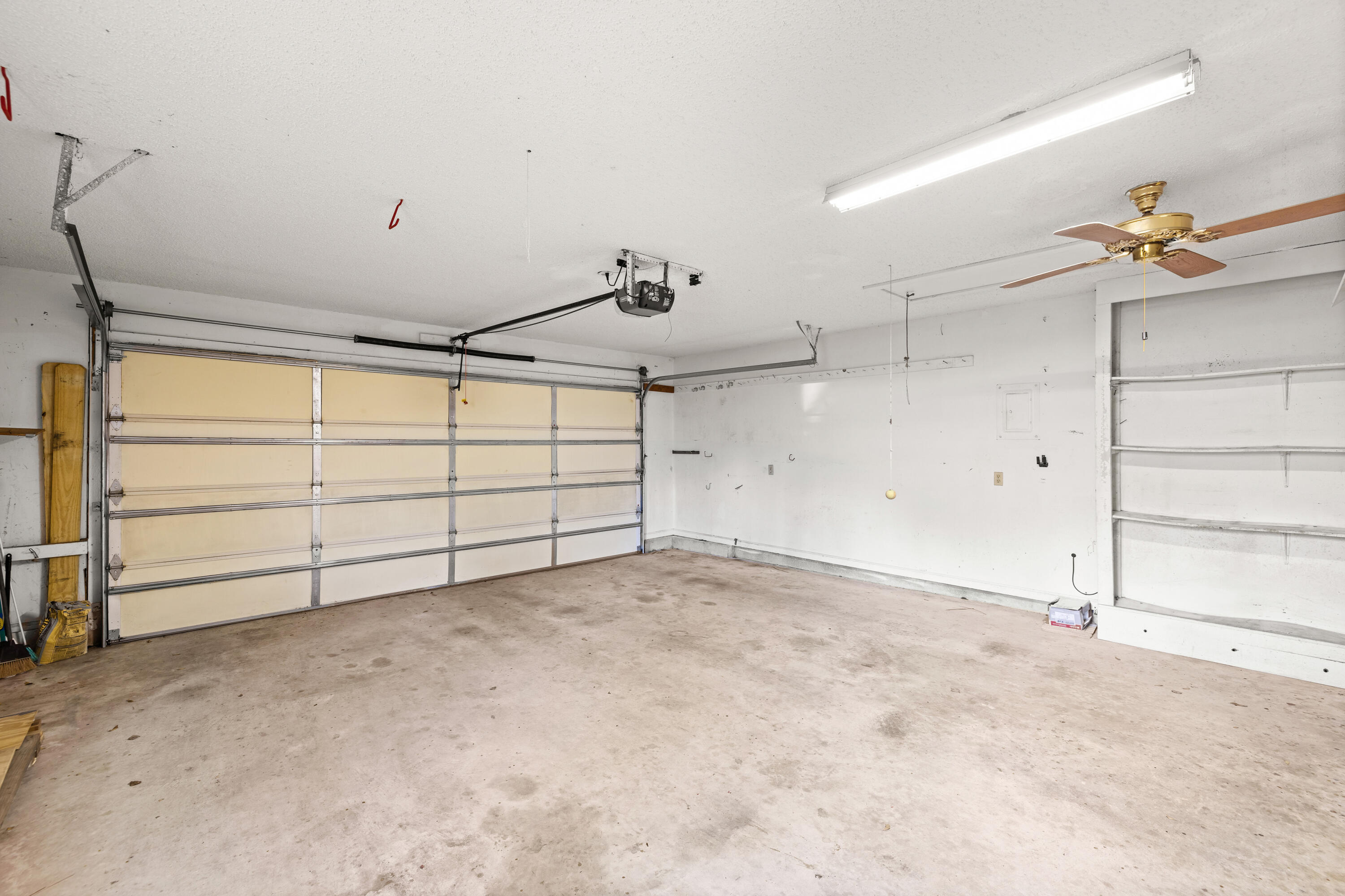 PALM ESTATES UNIT 3 - Residential