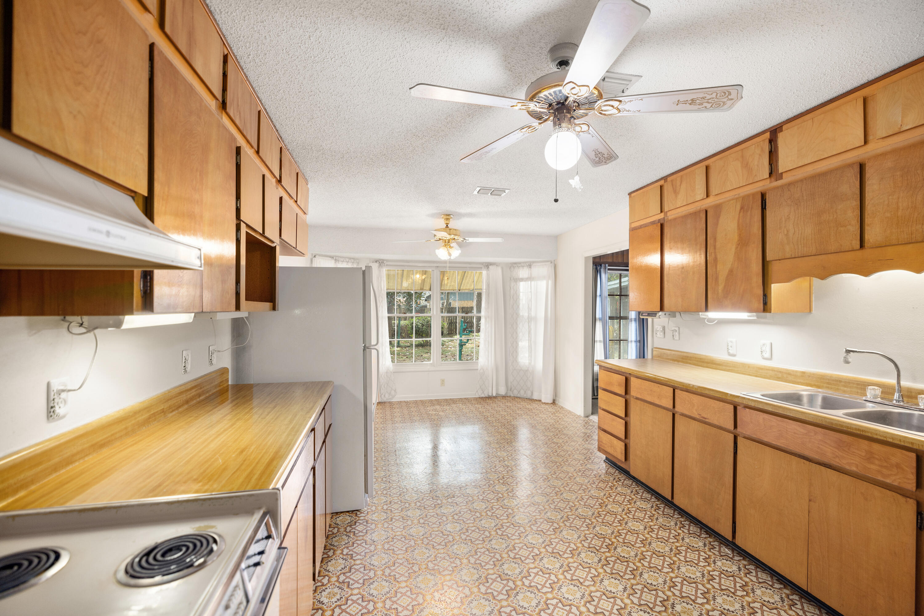 PALM ESTATES UNIT 3 - Residential