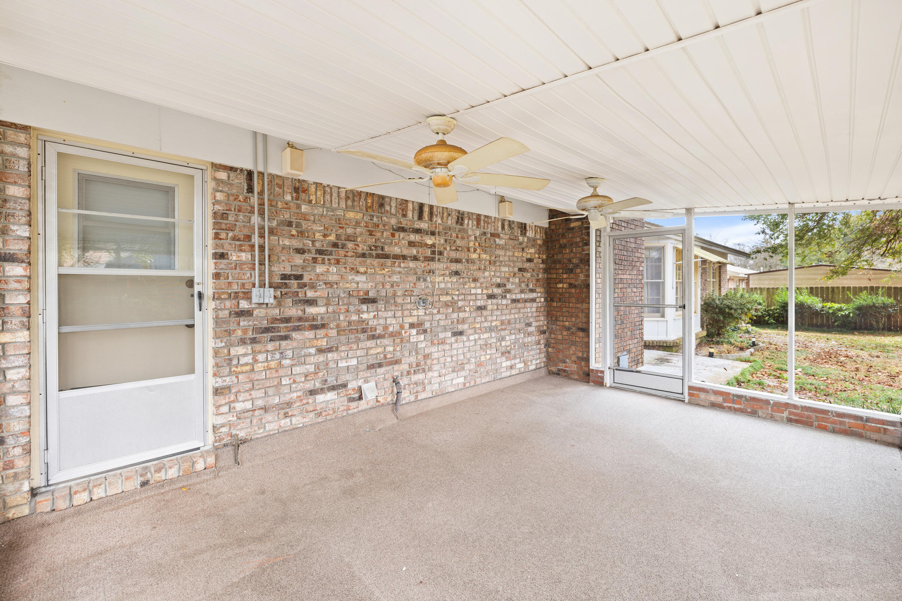 PALM ESTATES UNIT 3 - Residential