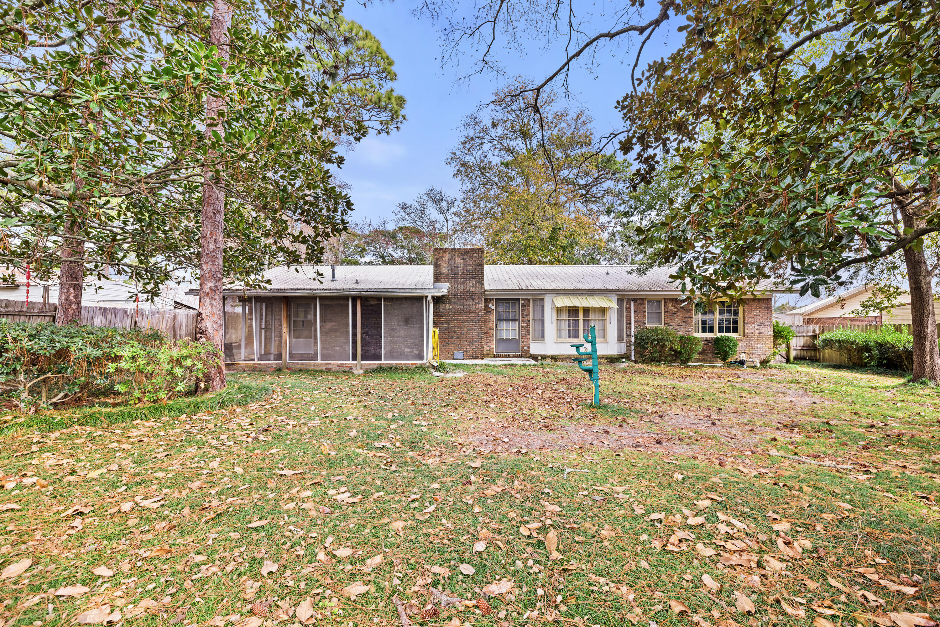 PALM ESTATES UNIT 3 - Residential