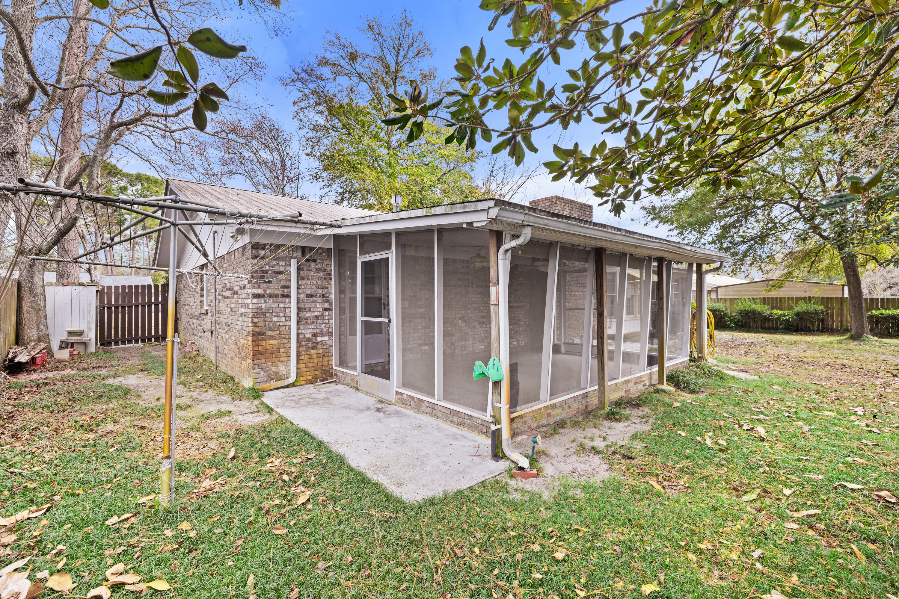 PALM ESTATES UNIT 3 - Residential