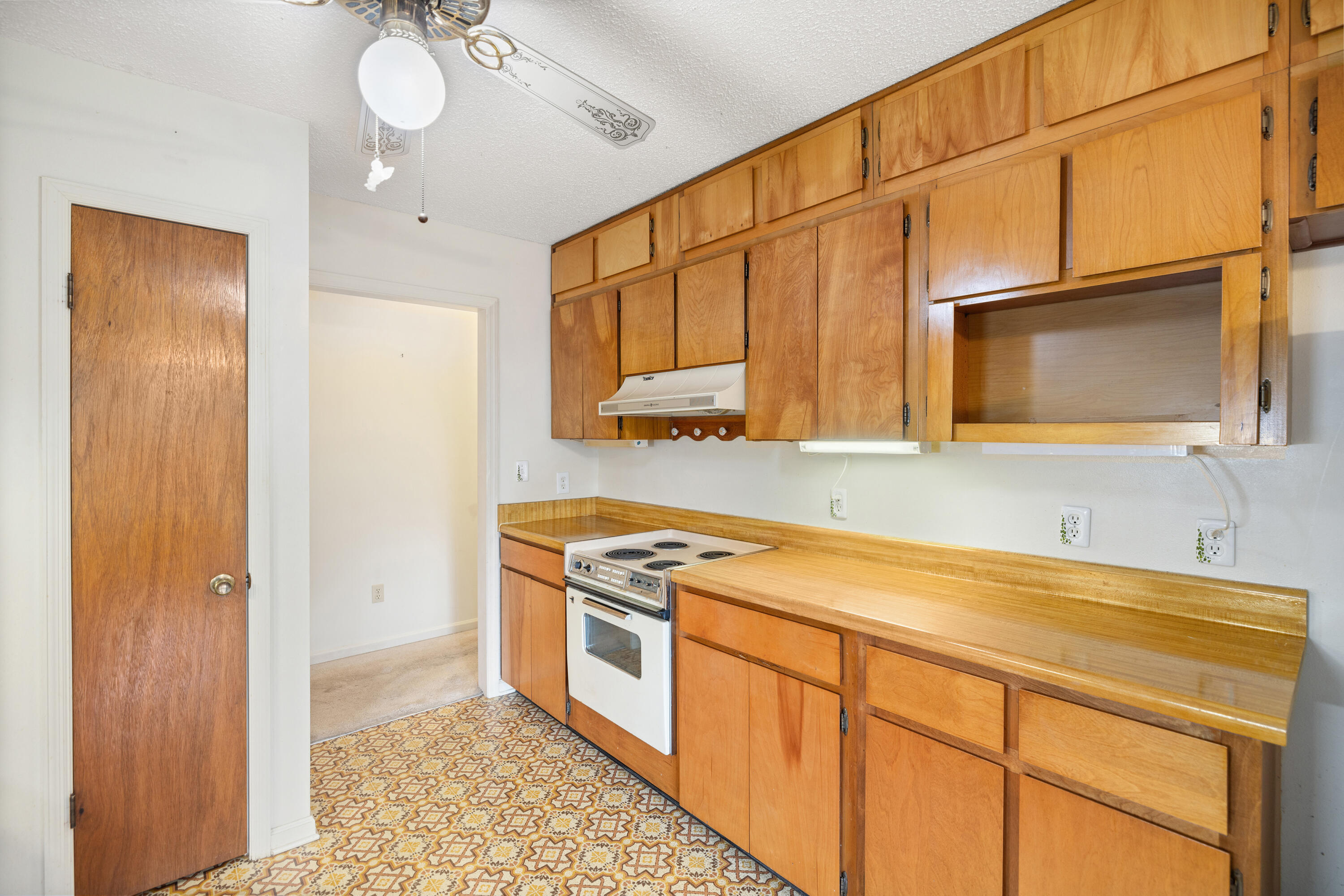 PALM ESTATES UNIT 3 - Residential