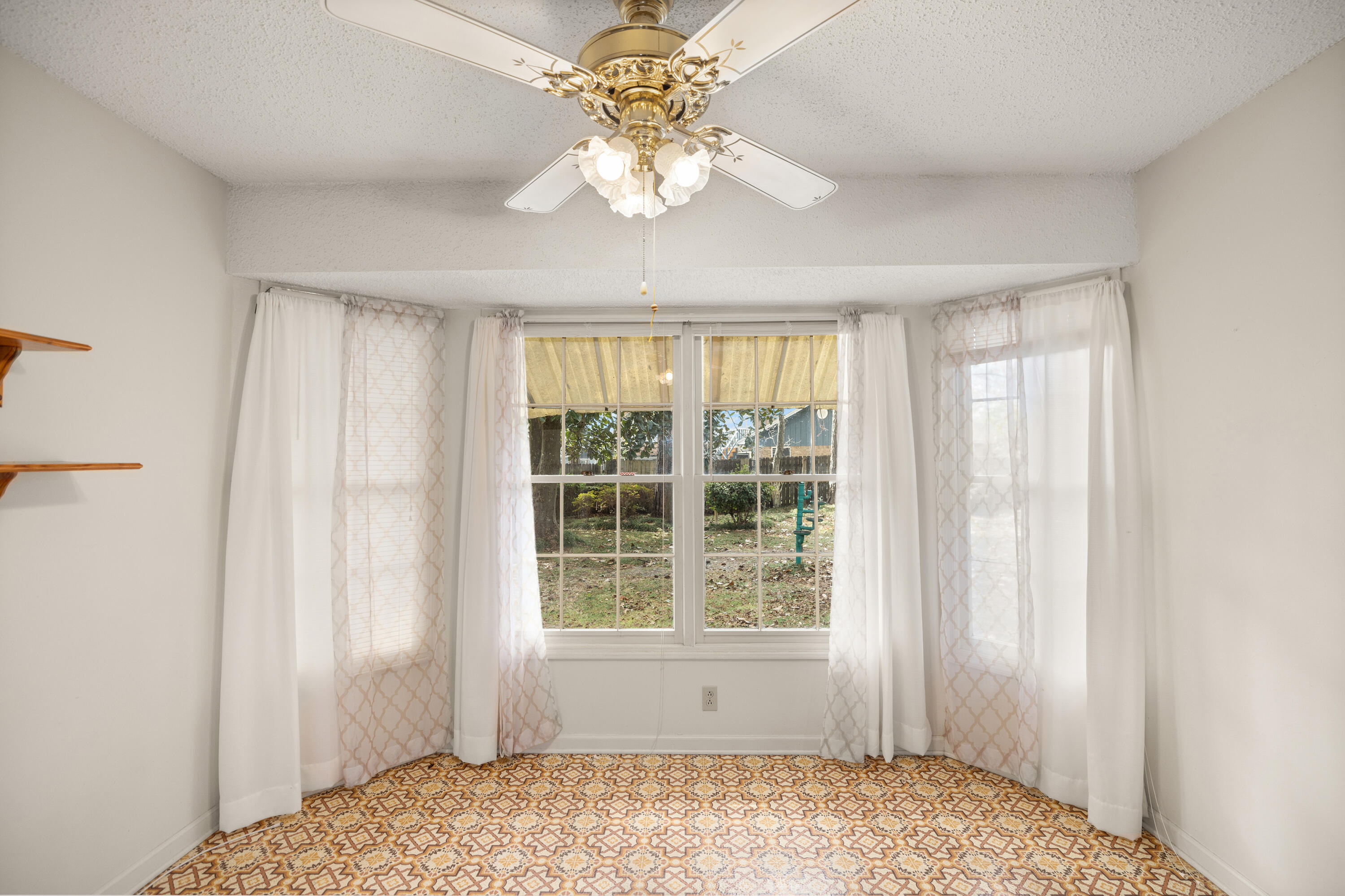 PALM ESTATES UNIT 3 - Residential