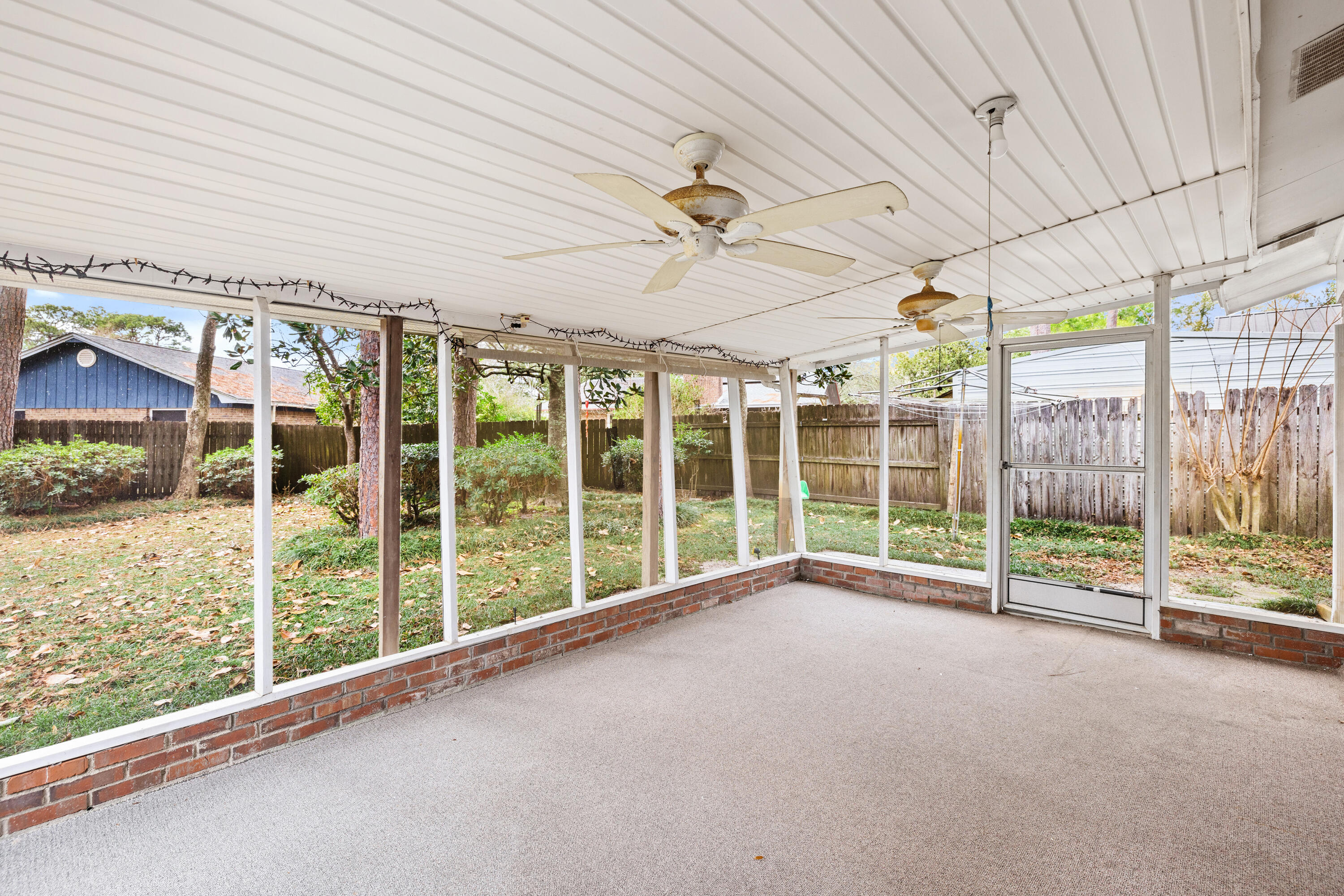 PALM ESTATES UNIT 3 - Residential