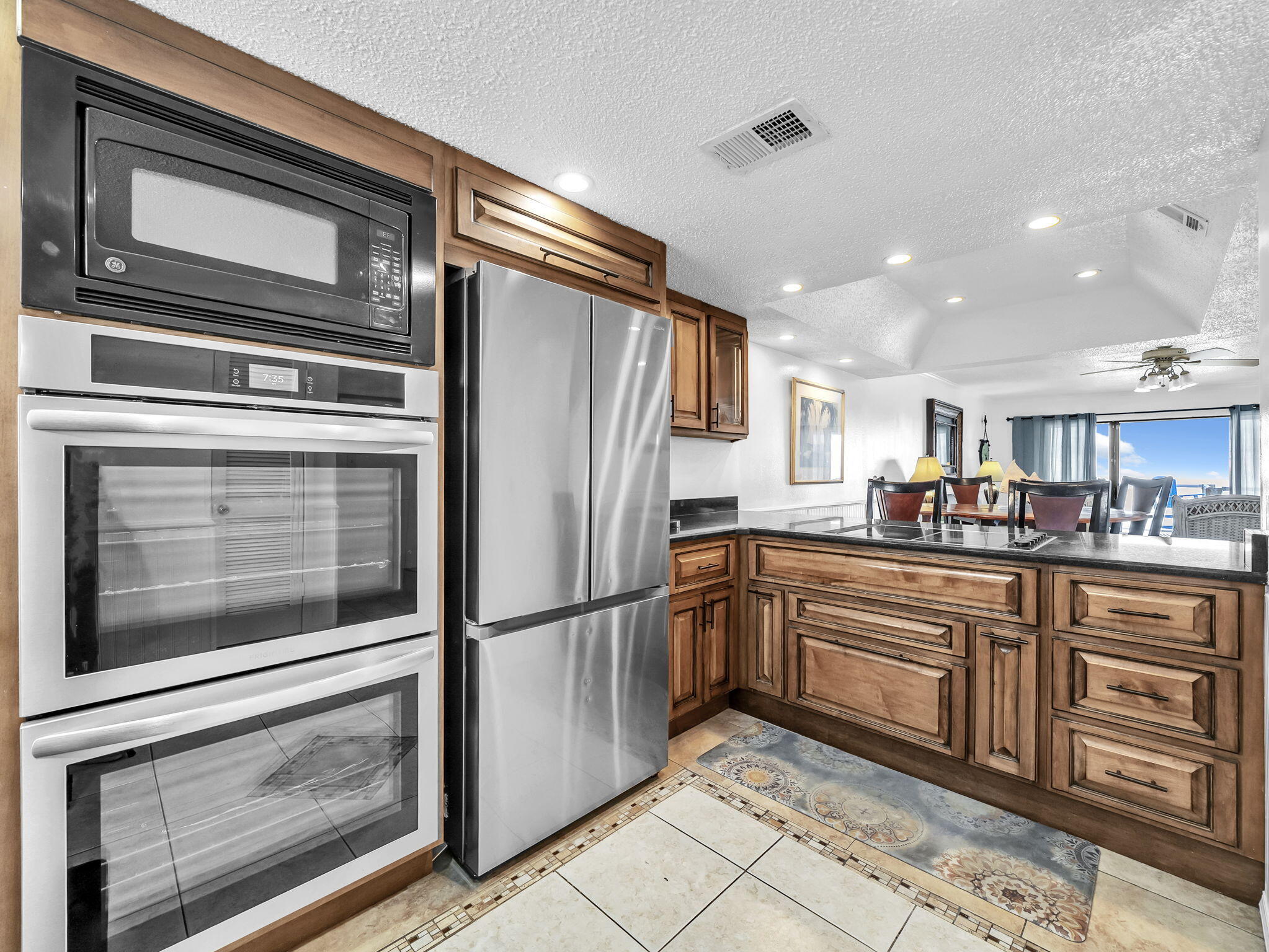 Sanddollar Townhomes - Residential