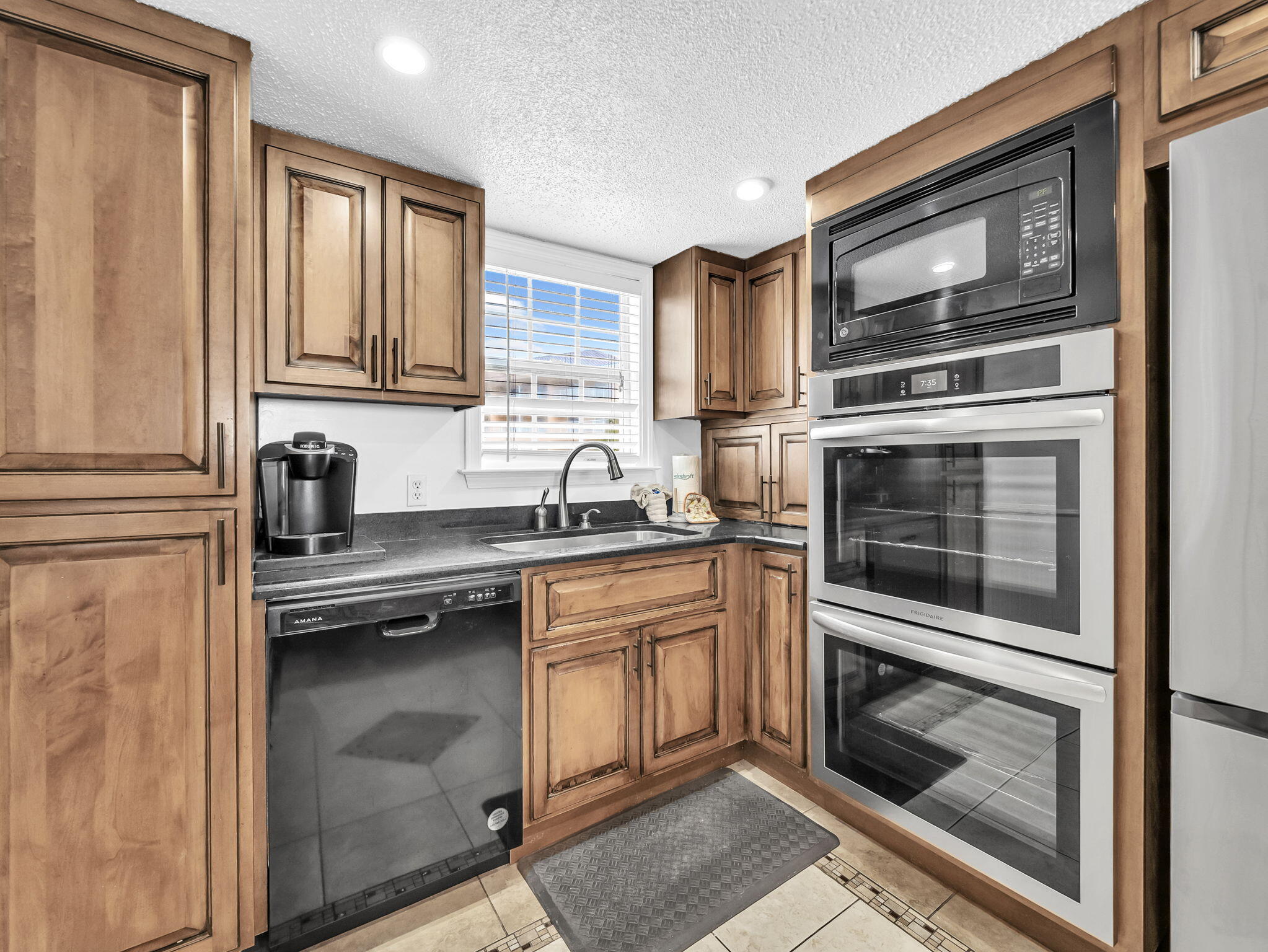 Sanddollar Townhomes - Residential