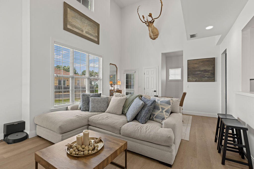 TUSCANY S/D - Residential Lease