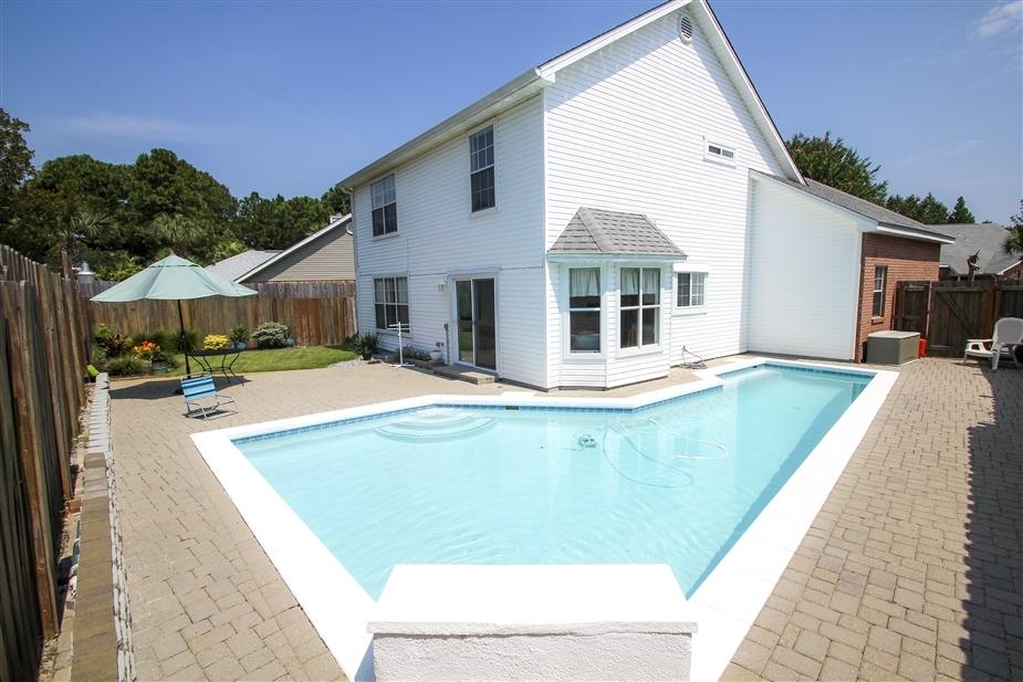 HARBOR BREEZE - Residential