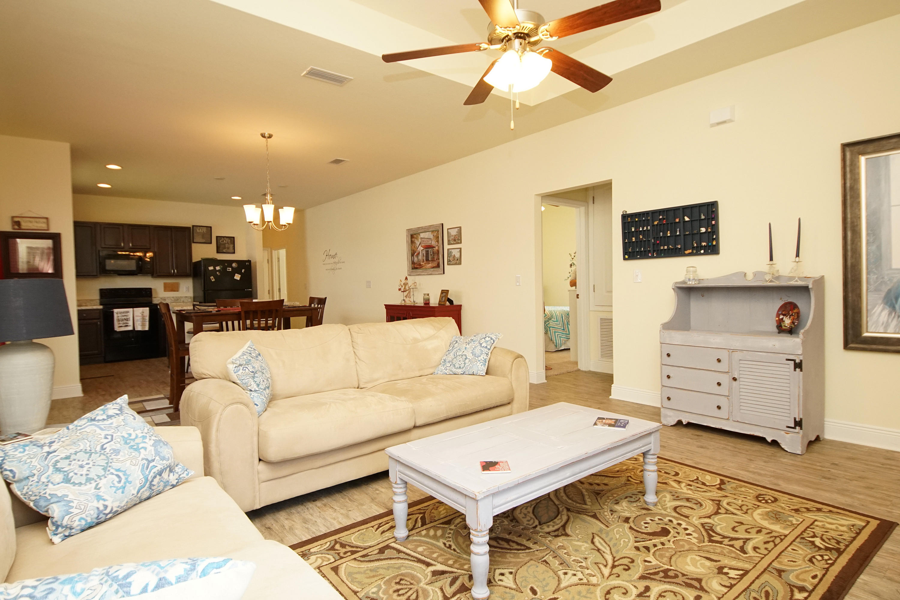 HAMMOCK BAY - Residential