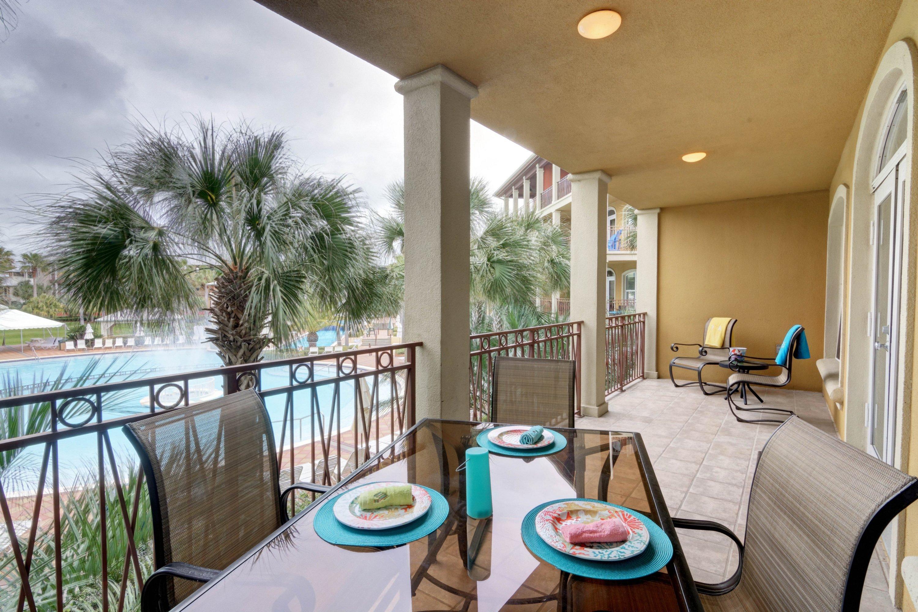 VILLAS AT SEACREST BEACH - Residential