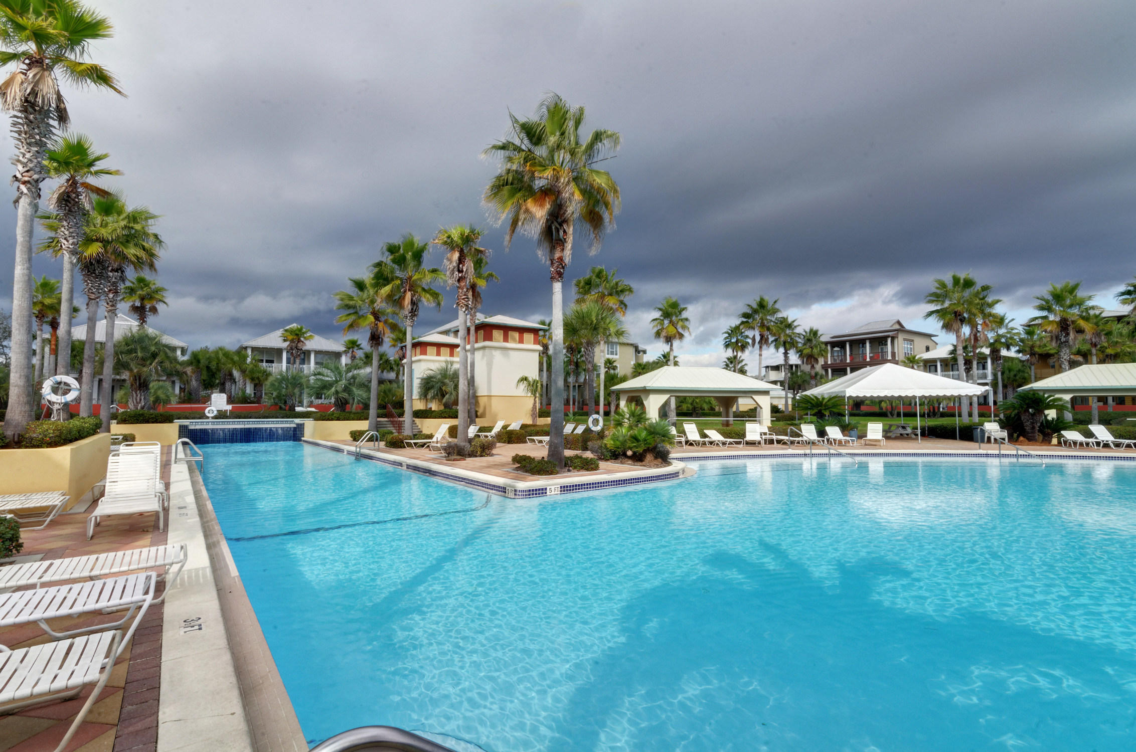 VILLAS AT SEACREST BEACH - Residential