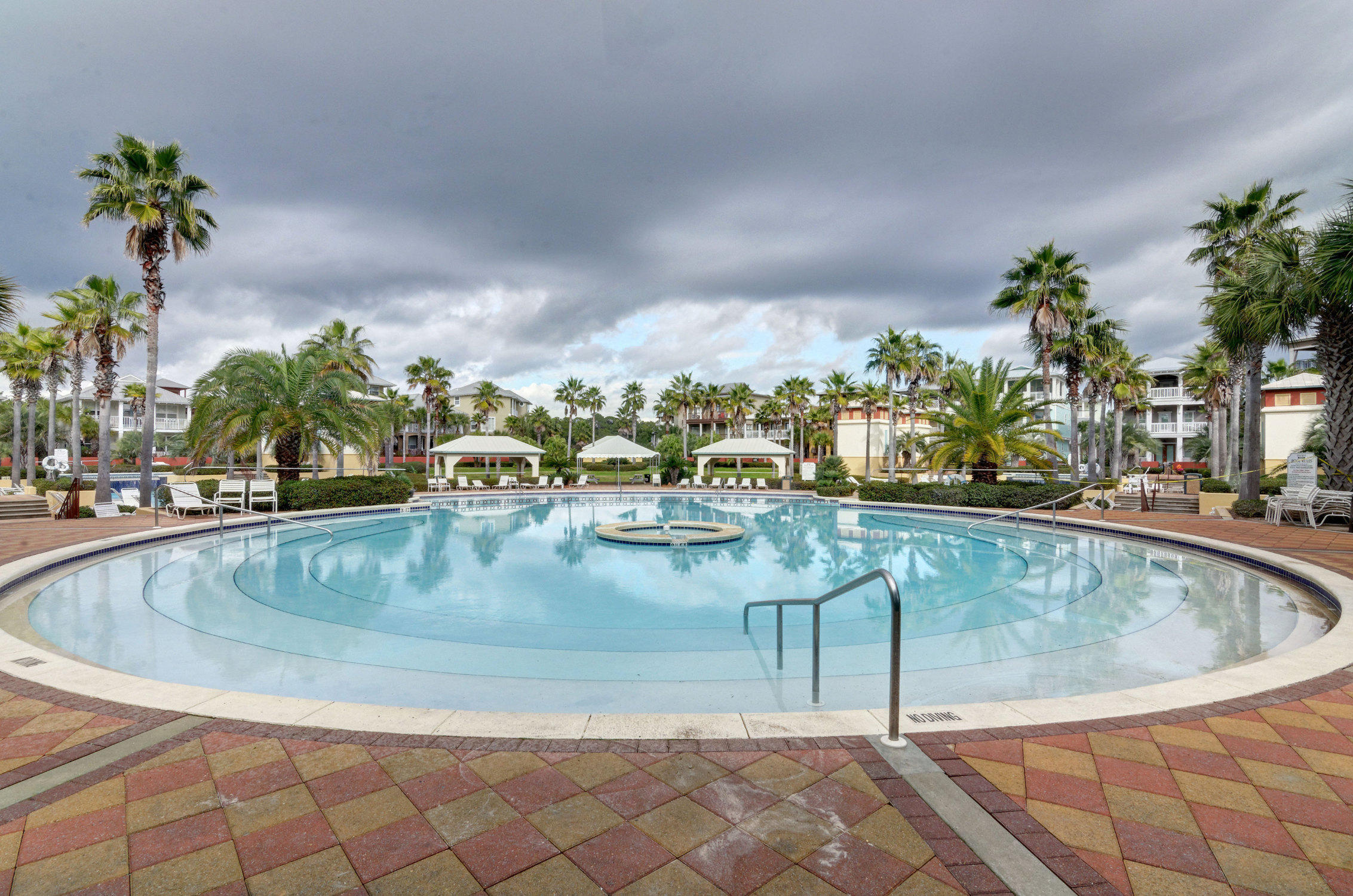 VILLAS AT SEACREST BEACH - Residential