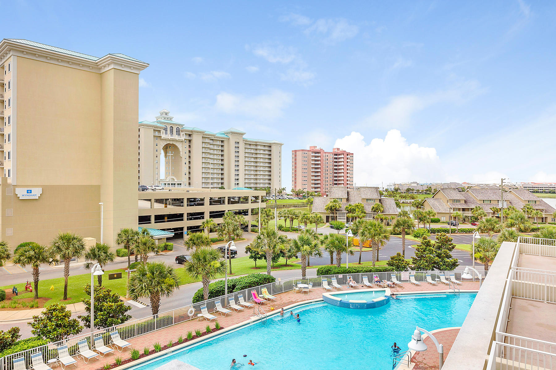 ARIEL DUNES - Residential