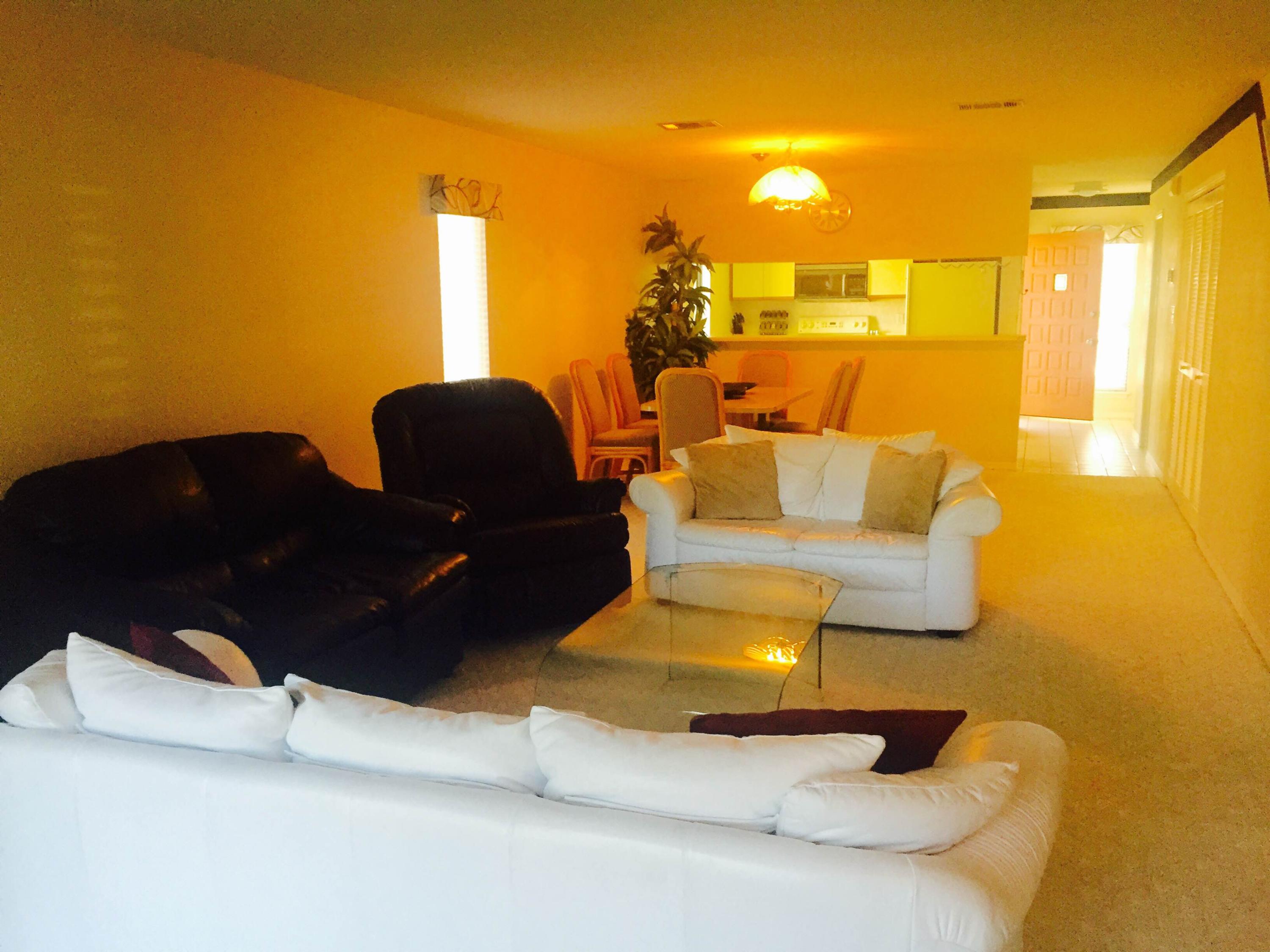 MAGNOLIA BAY CLUB T/H PH 1 - Residential Lease