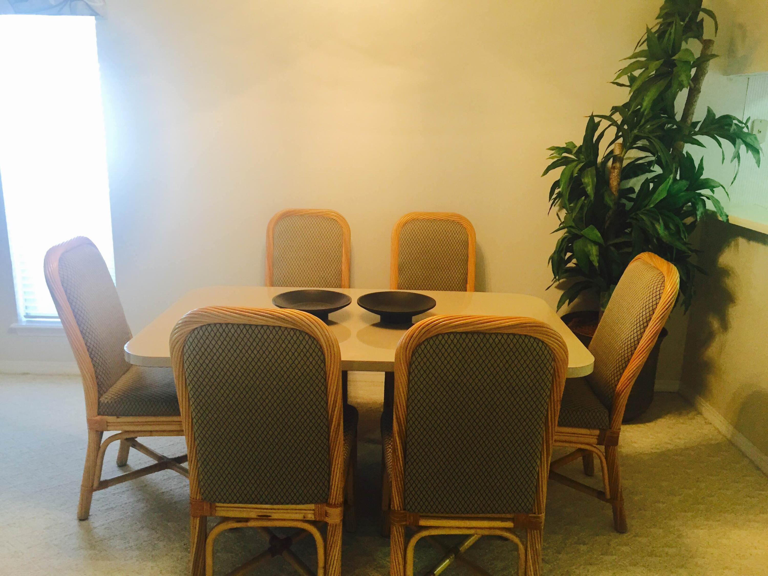 MAGNOLIA BAY CLUB T/H PH 1 - Residential Lease