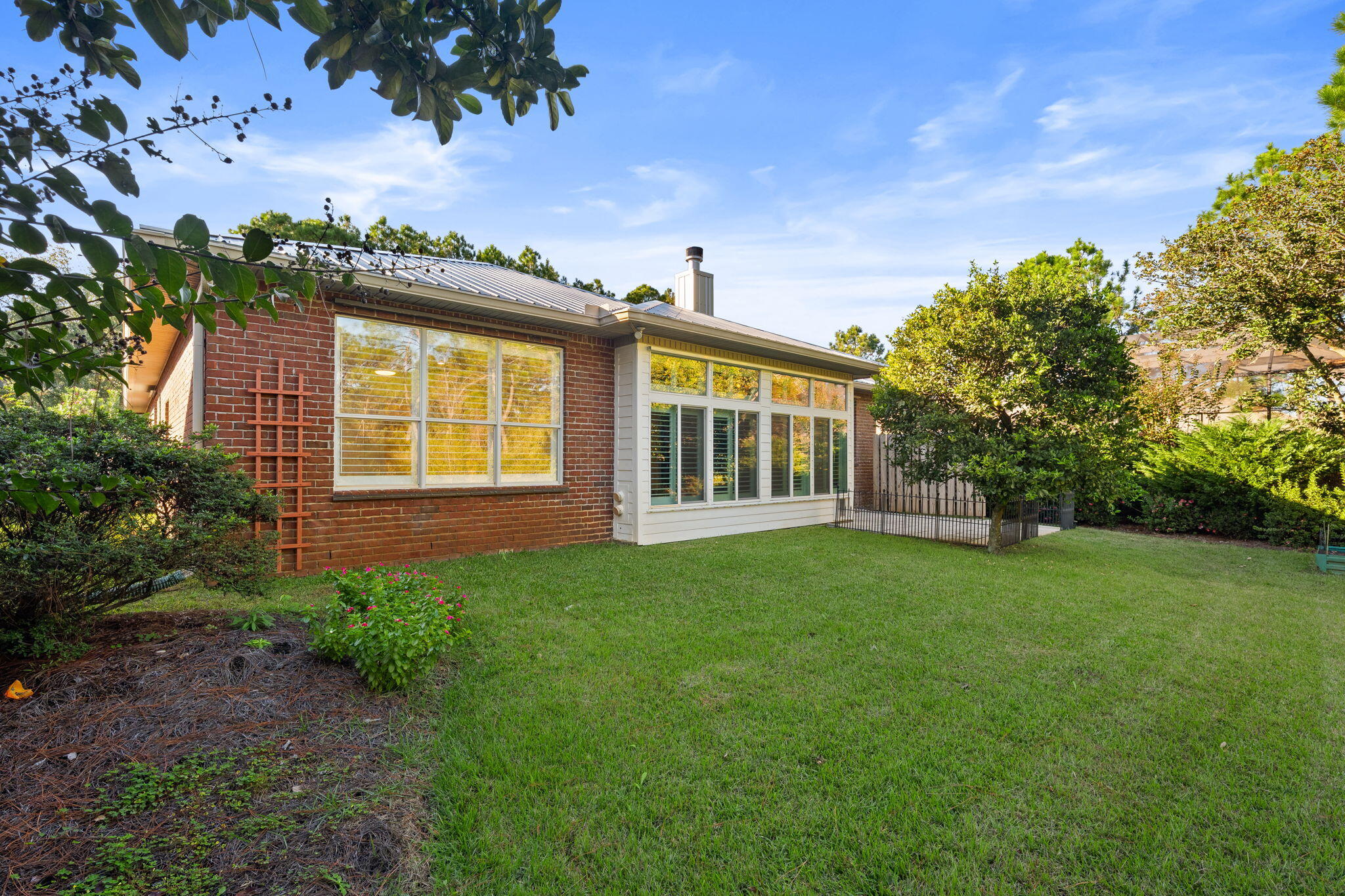 ESCADA - Residential