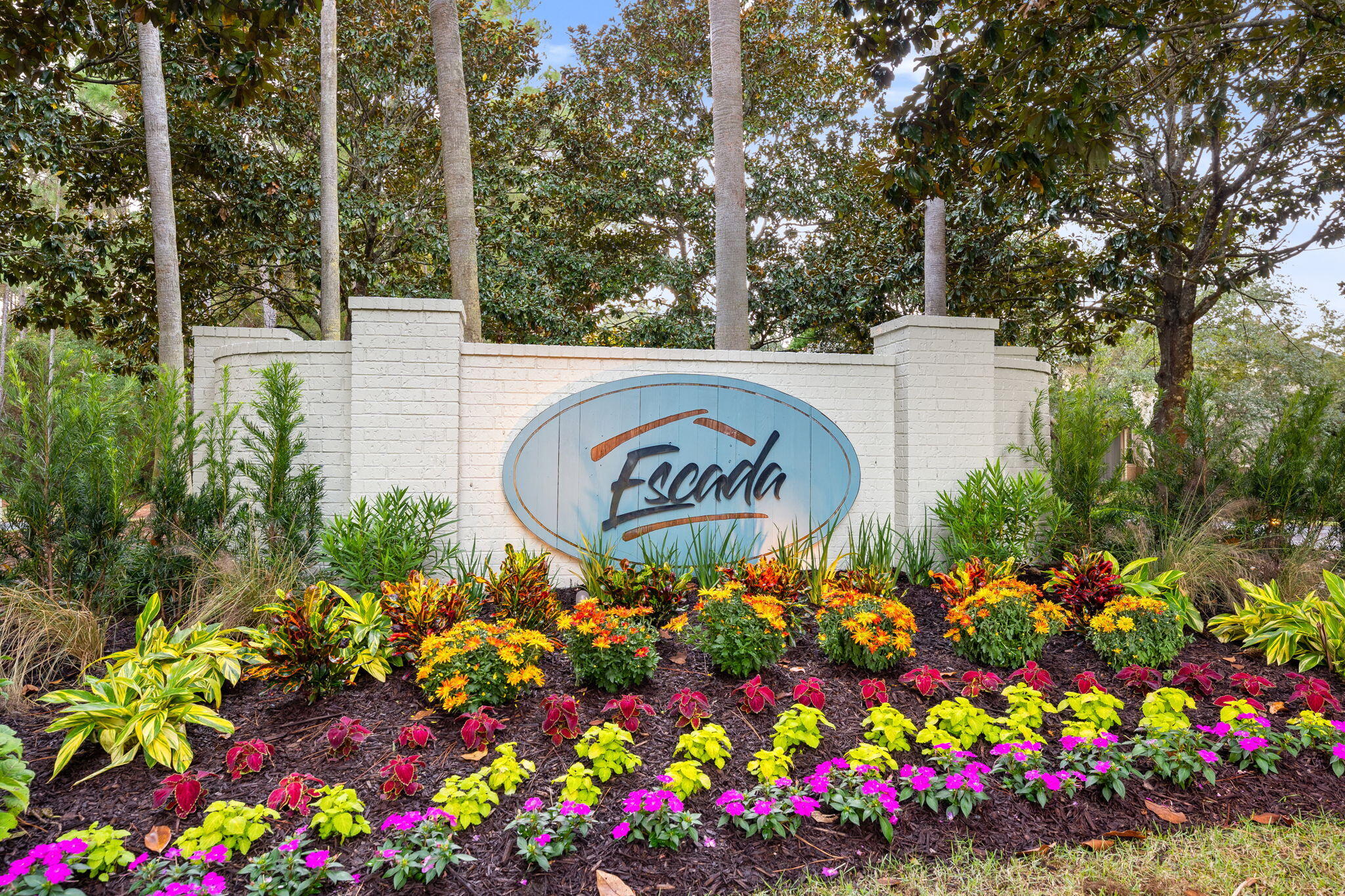 ESCADA - Residential