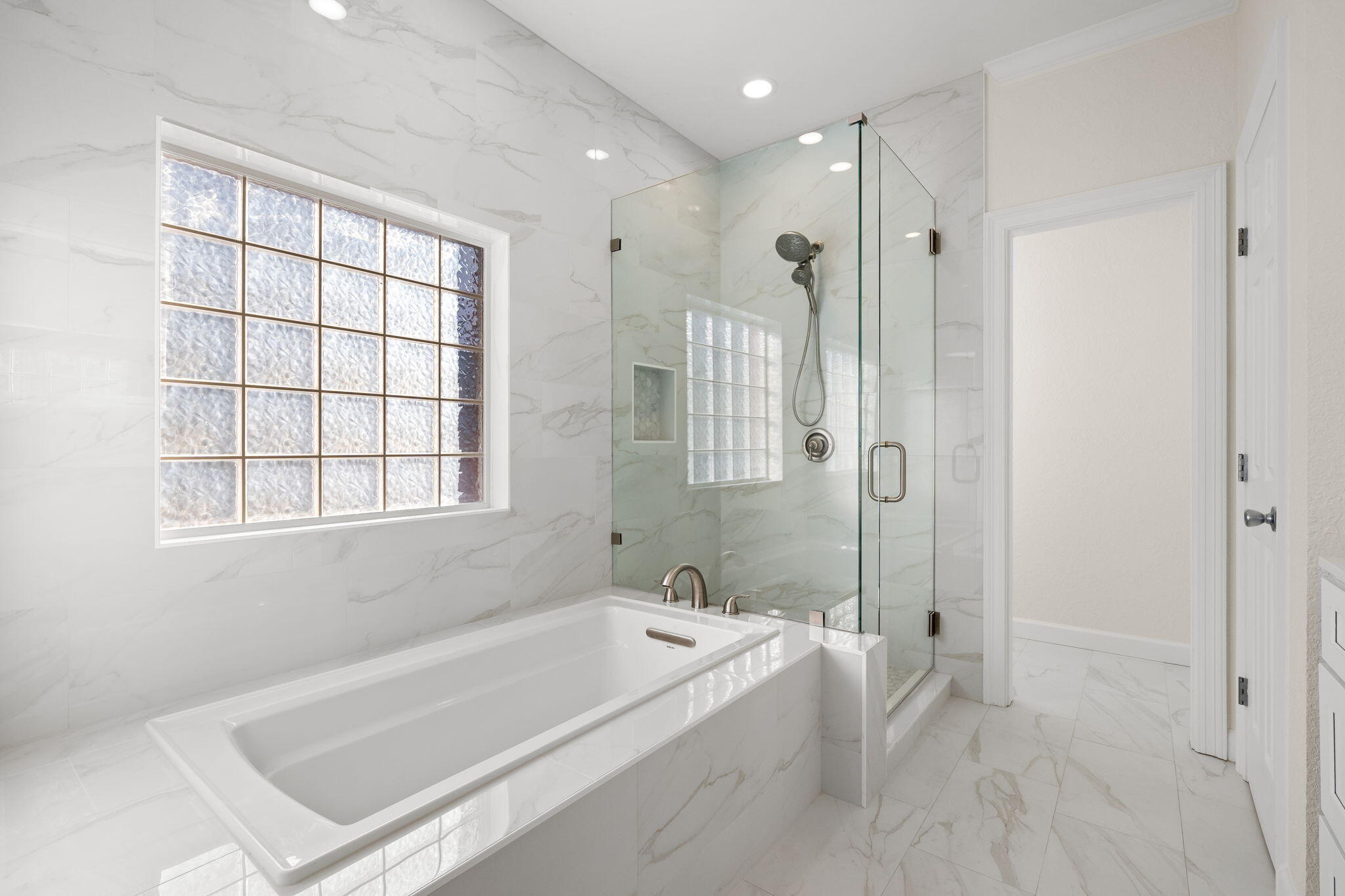 ESCADA - Residential