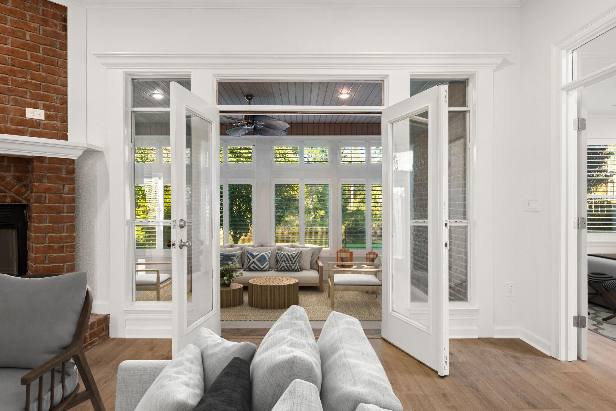 ESCADA - Residential