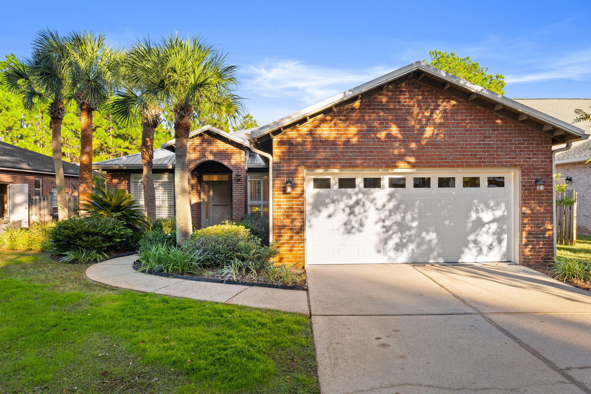 ESCADA - Residential