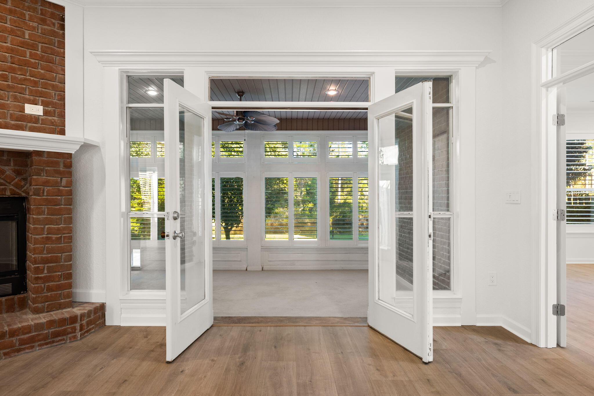 ESCADA - Residential