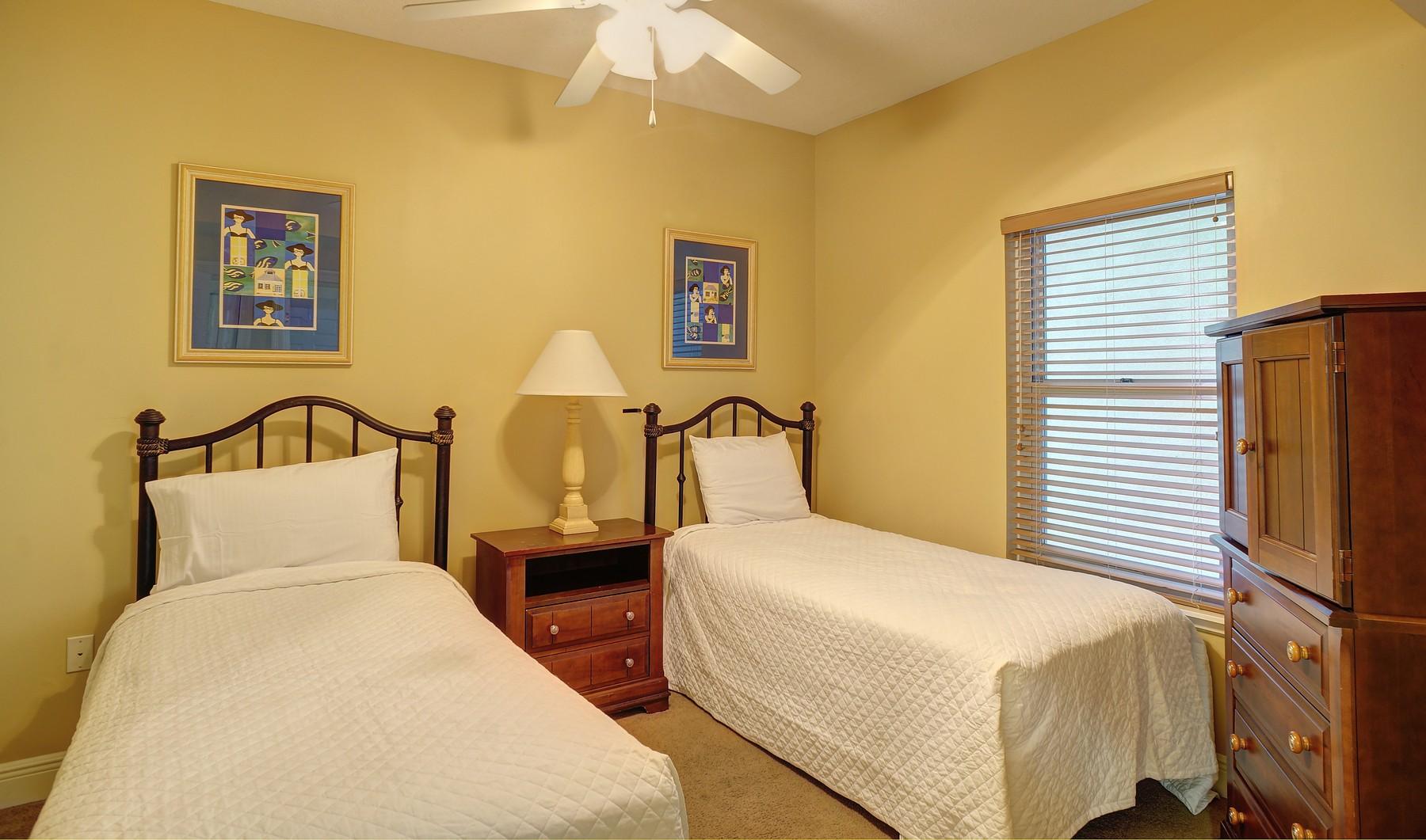 ARIEL DUNES II - Residential