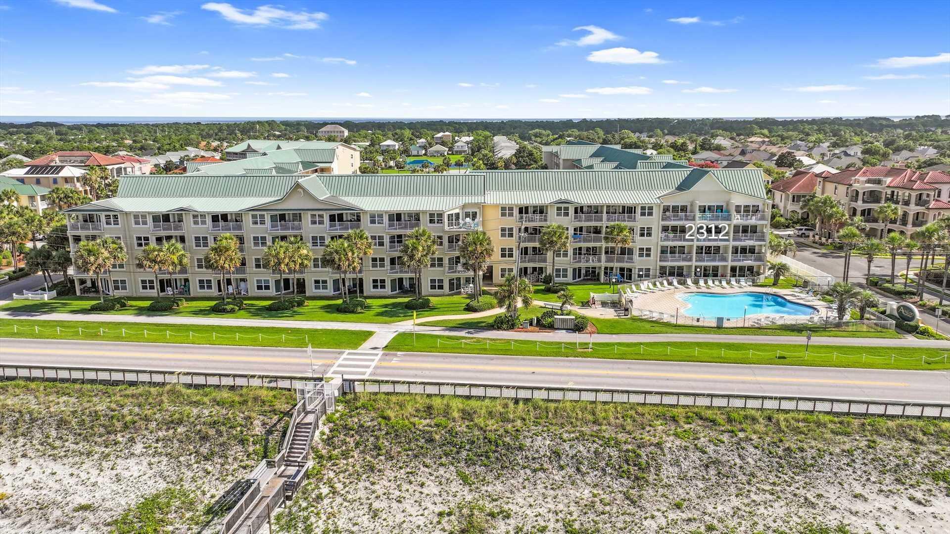 Maravilla Condominiums - Residential