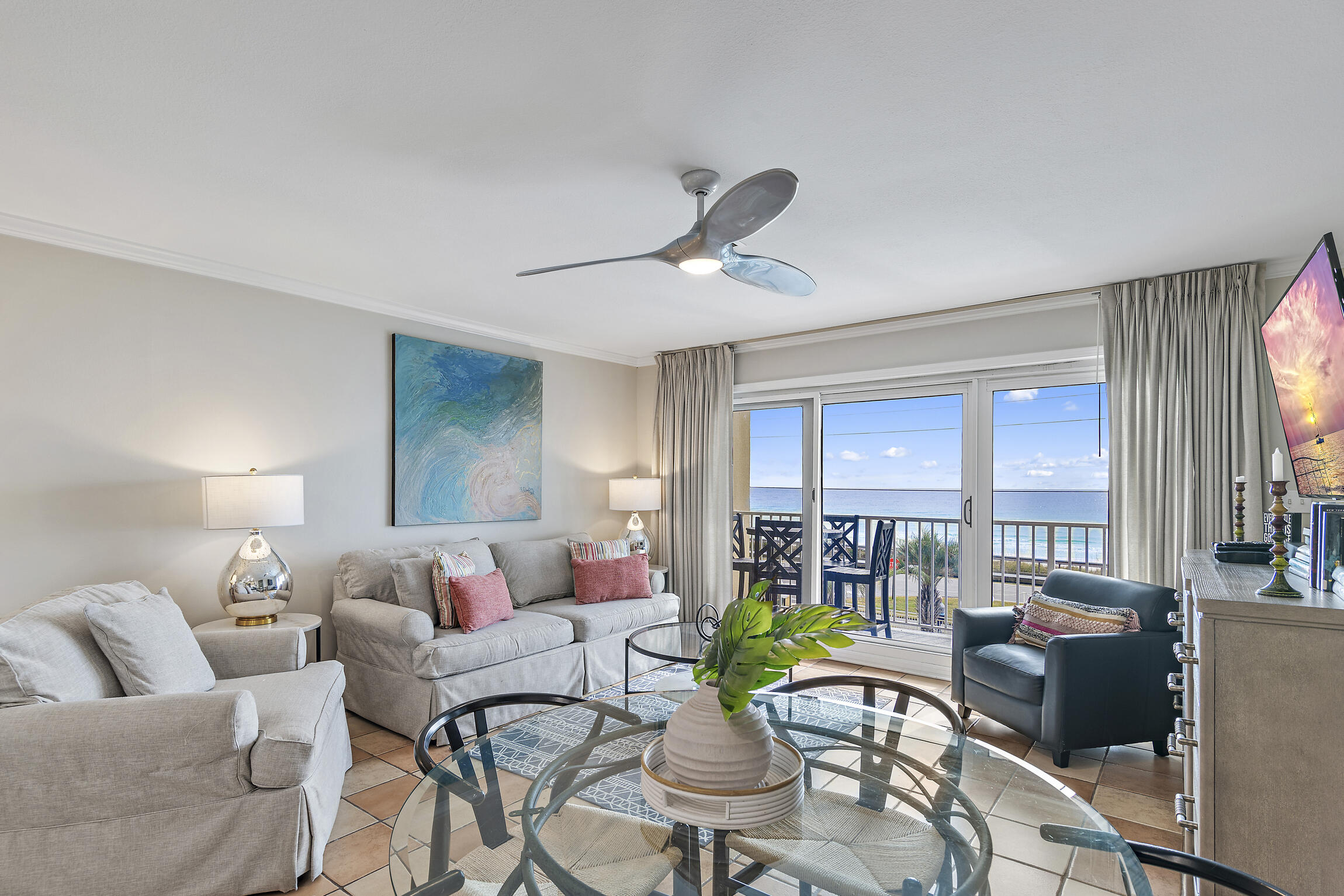 Maravilla Condominiums - Residential