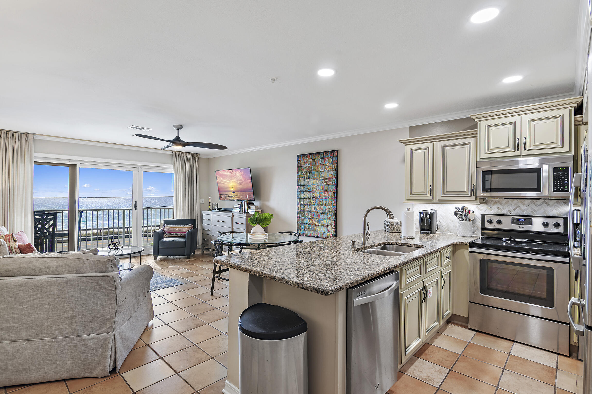 Maravilla Condominiums - Residential