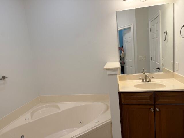 WALTON OAKS - Residential Lease