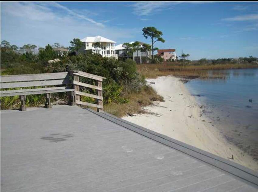 MARSH HARBOR - Residential