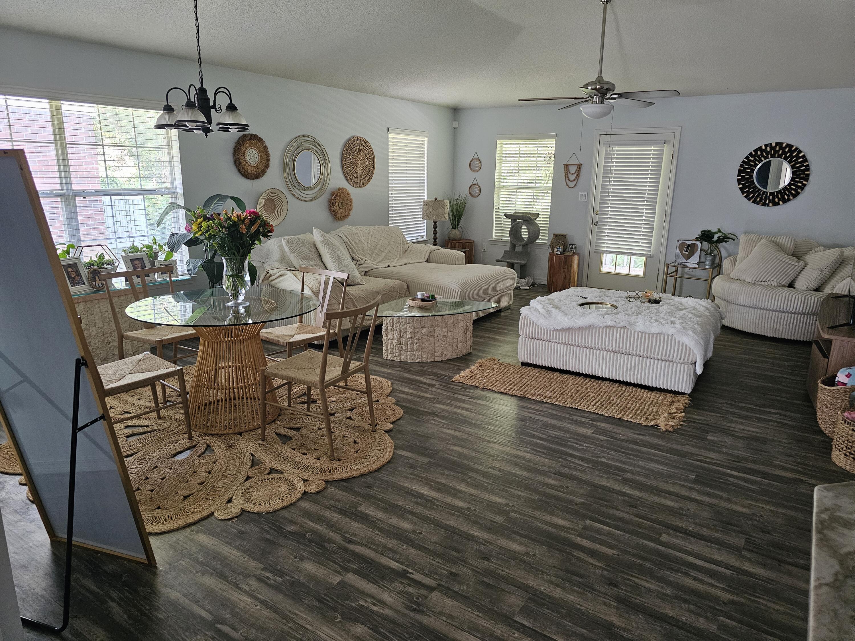 MARSH HARBOR - Residential