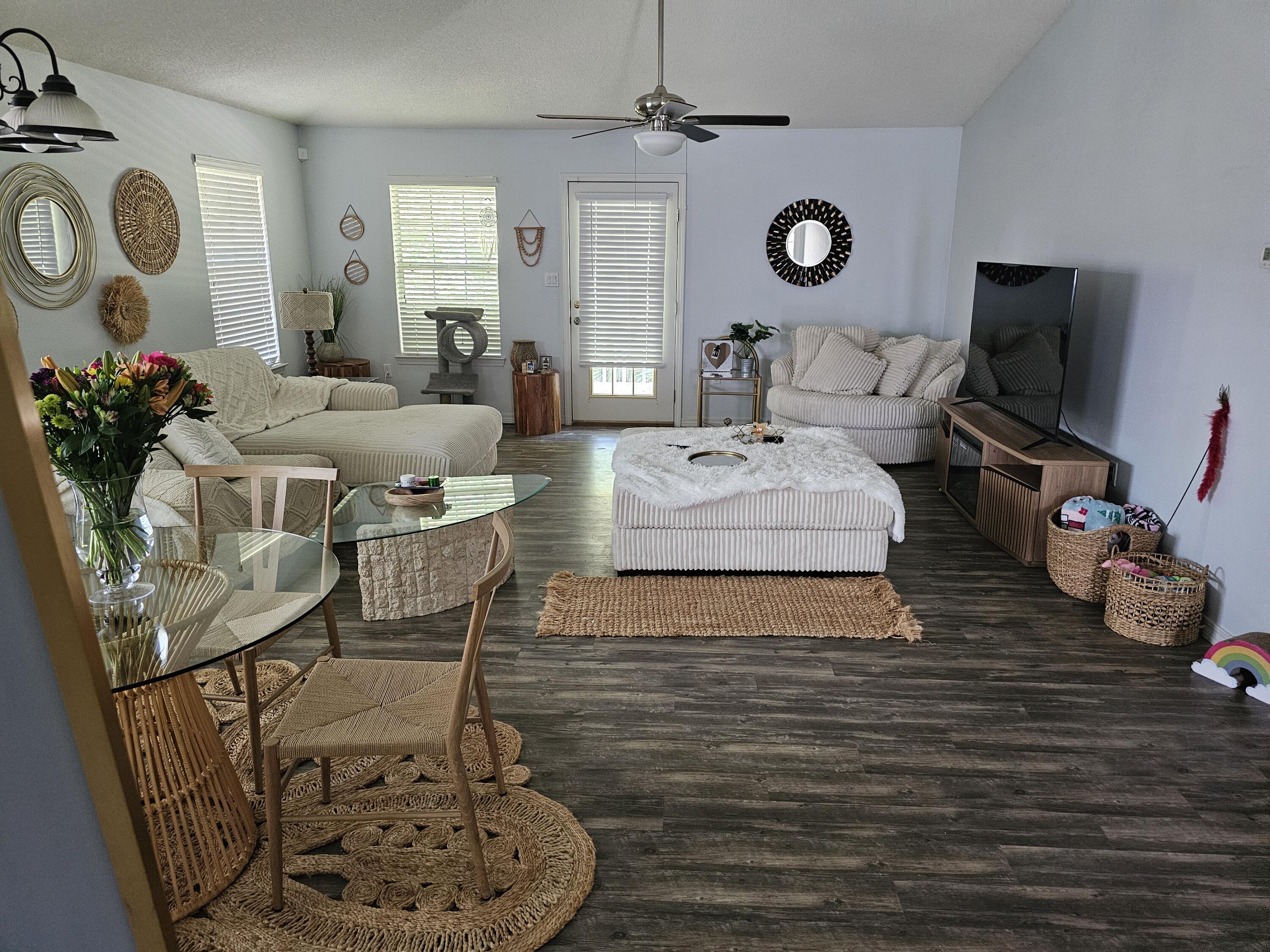 MARSH HARBOR - Residential